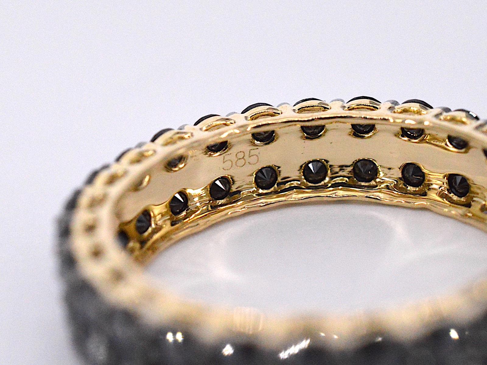 Gold Eternity Ring with Black Diamonds For Sale 3