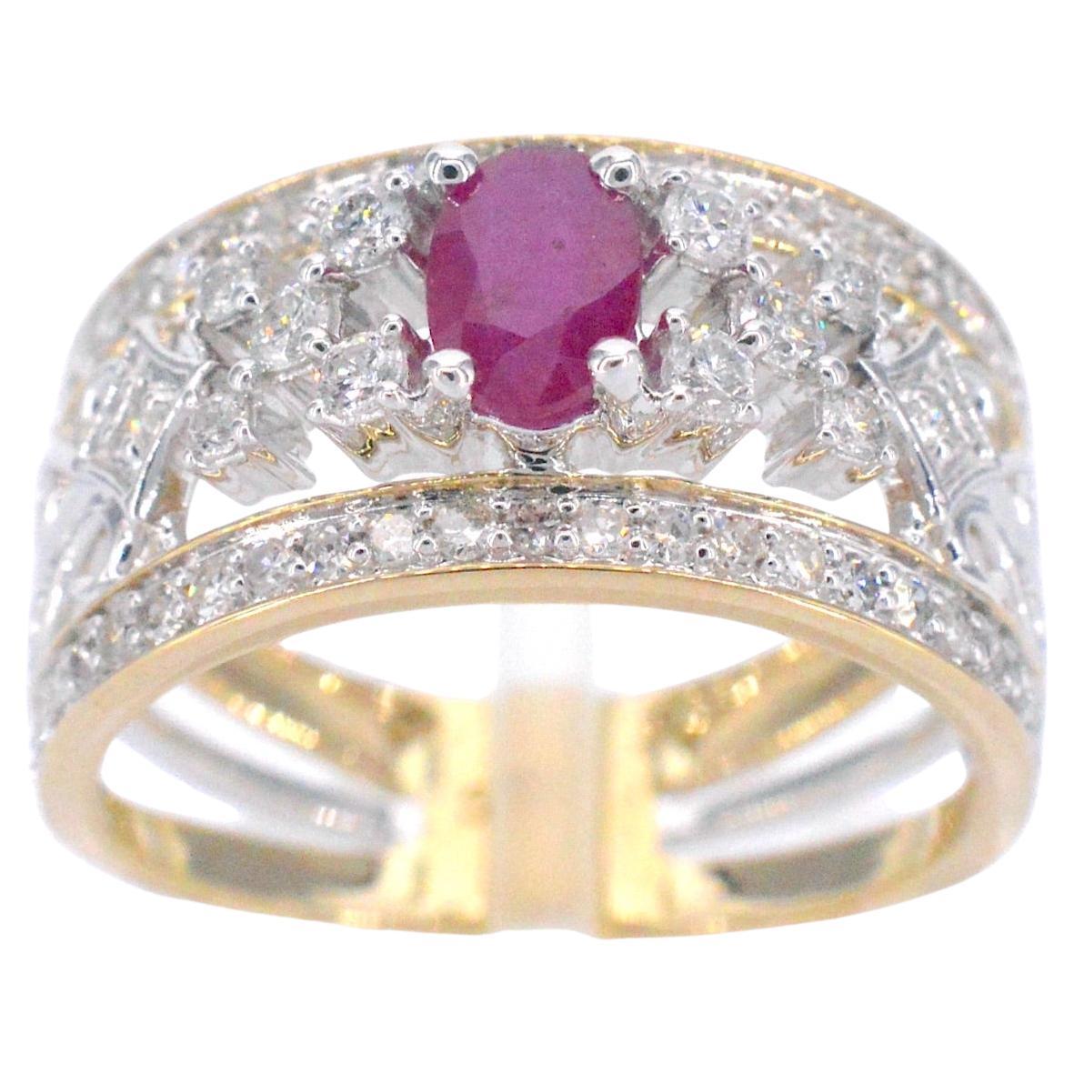 Gold Exclusive Ring Full of Diamonds and a Ruby