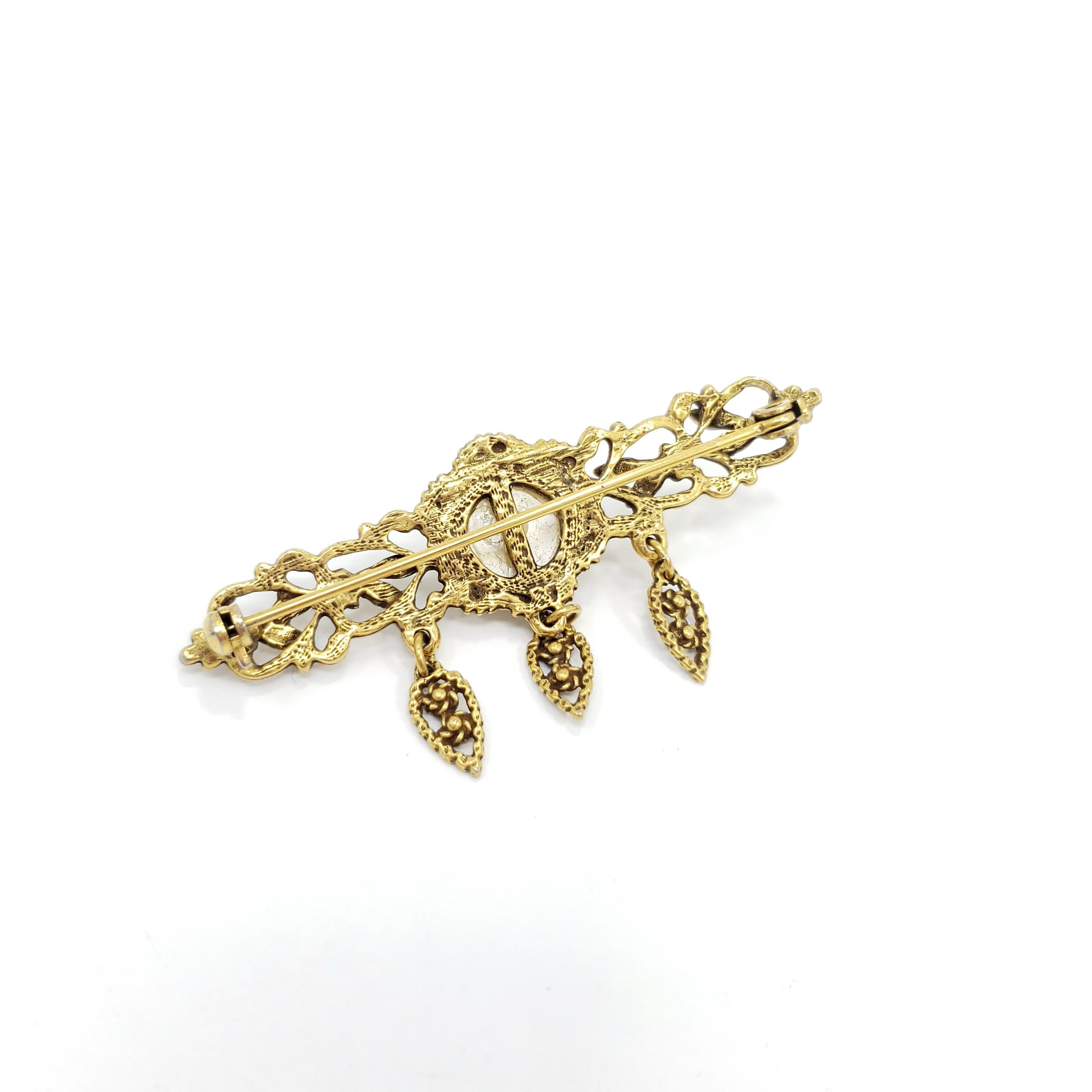 Gold Faux Pearl Floral Pin Brooch, Victorian Style, Circa 1950s In Excellent Condition In Milford, DE