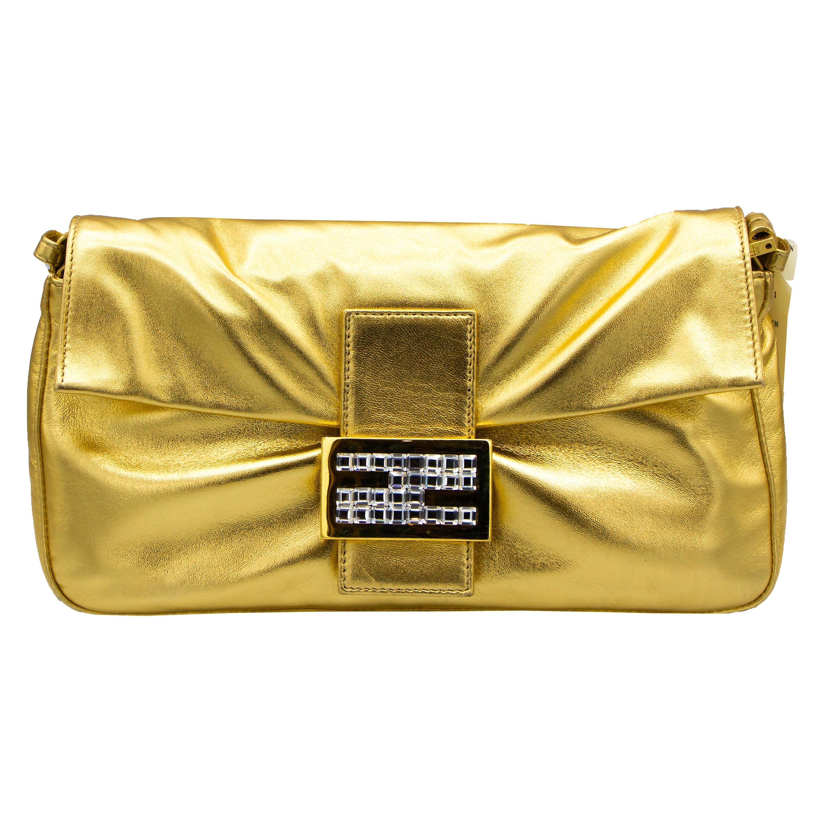 fendi clutch sale