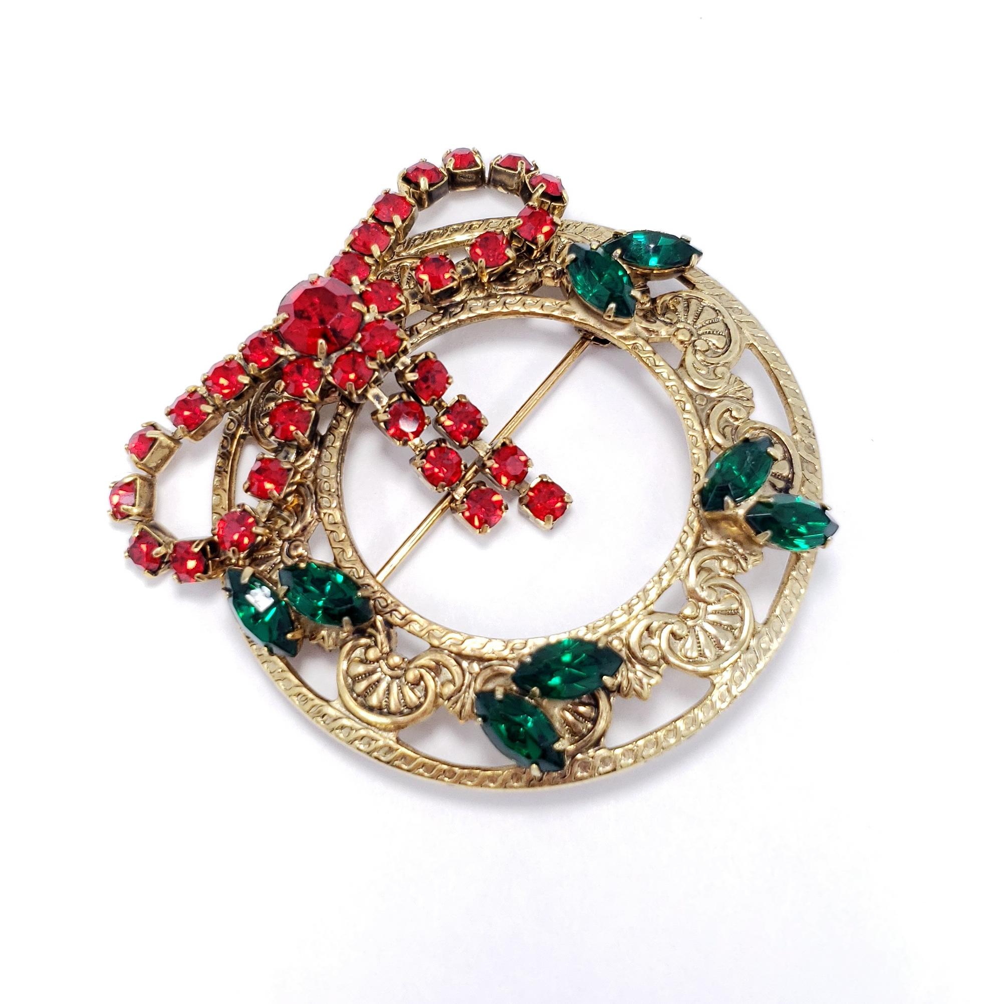 christmas wreath brooch