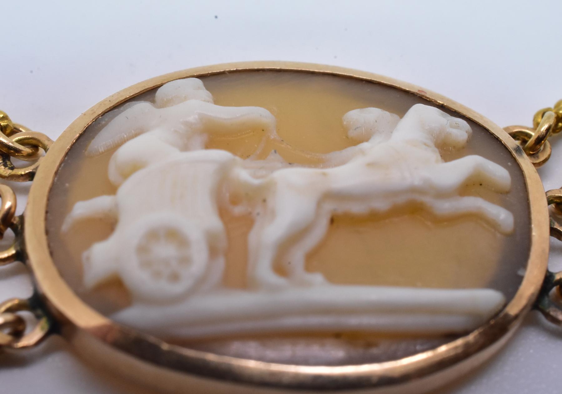 Women's Shell Cameo Swag Necklace with Scenes of Cupid (Eros), circa 1820