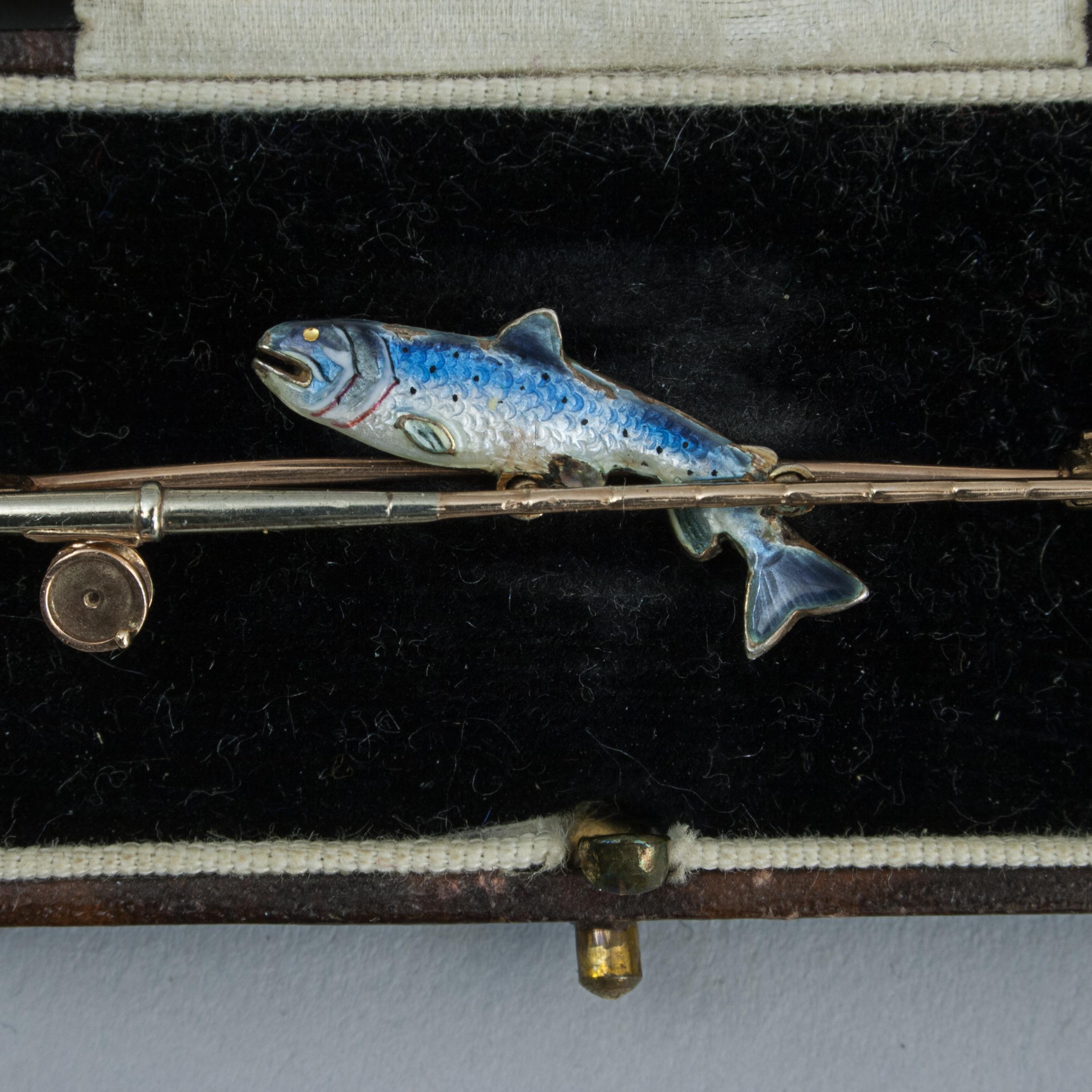 Broche de pêche or avec pantalon et tige en vente 9