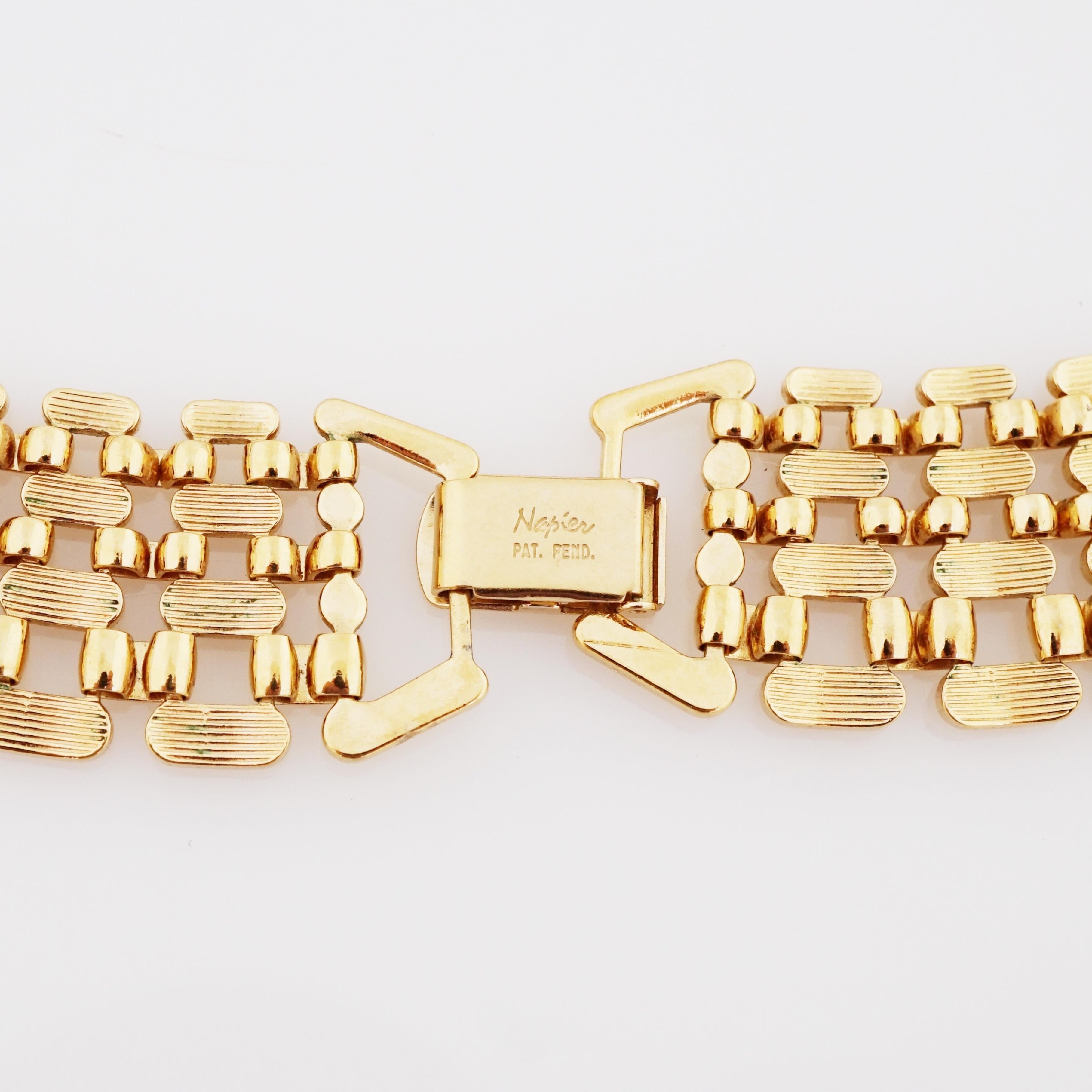 Modern Gold Flat Chain Choker Necklace With Ruby Glass Cabochon By Napier, 1980s