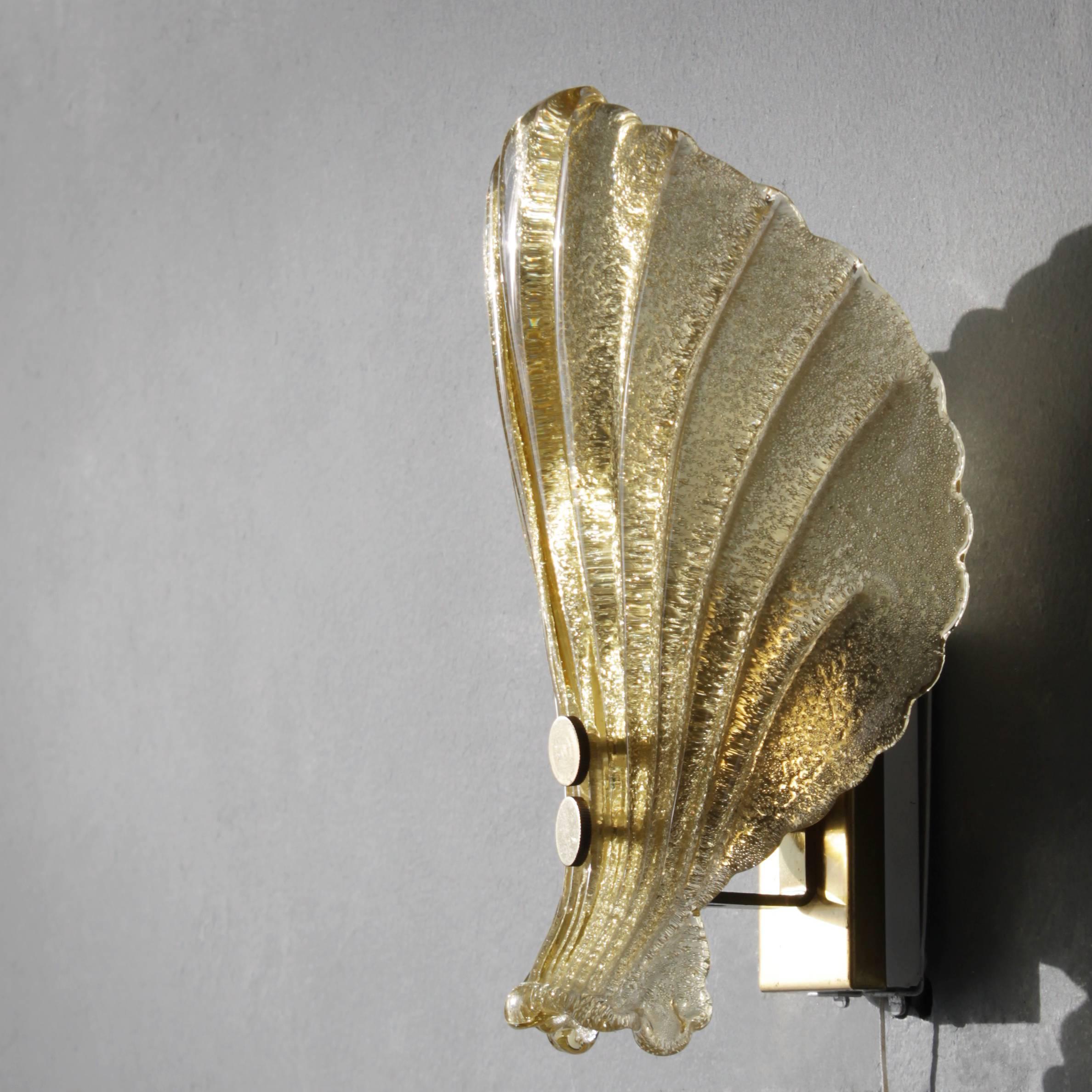 Gold Fleck Sconce in the Manner of Barovier e Toso In Good Condition In JM Haarlem, NL