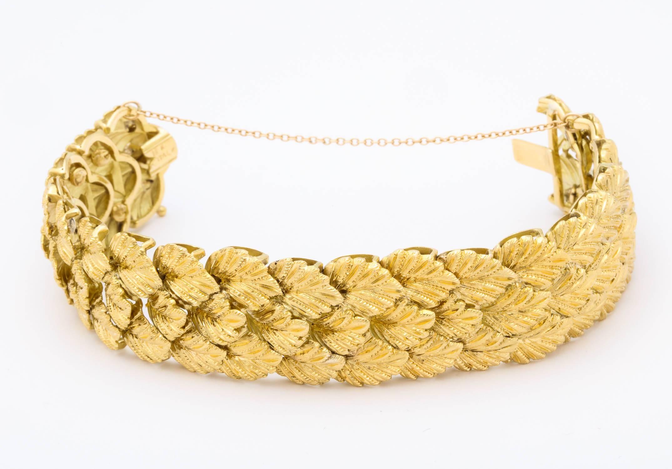 Gold Flexible Leaf Bracelet 3