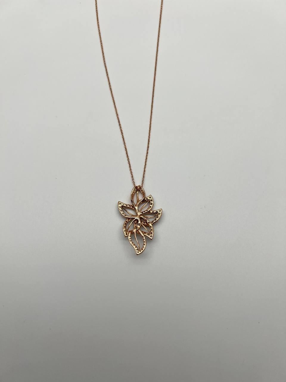 Gold Floral Leaf White Champagne Diamond Statement 14K Gold Pendant Necklace In New Condition For Sale In Oakton, VA