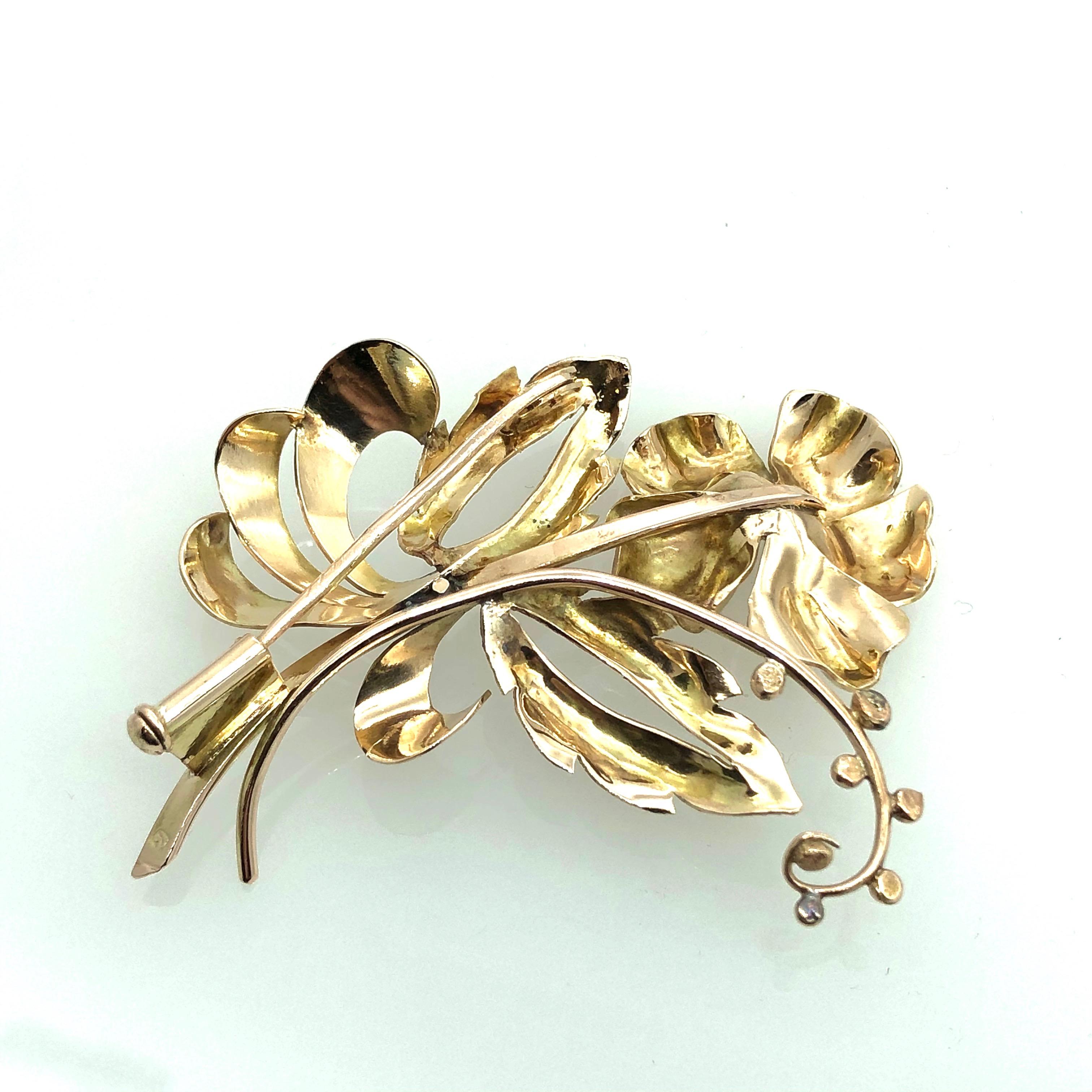 Modern Gold Flower Brooch in Tiffany Style For Sale