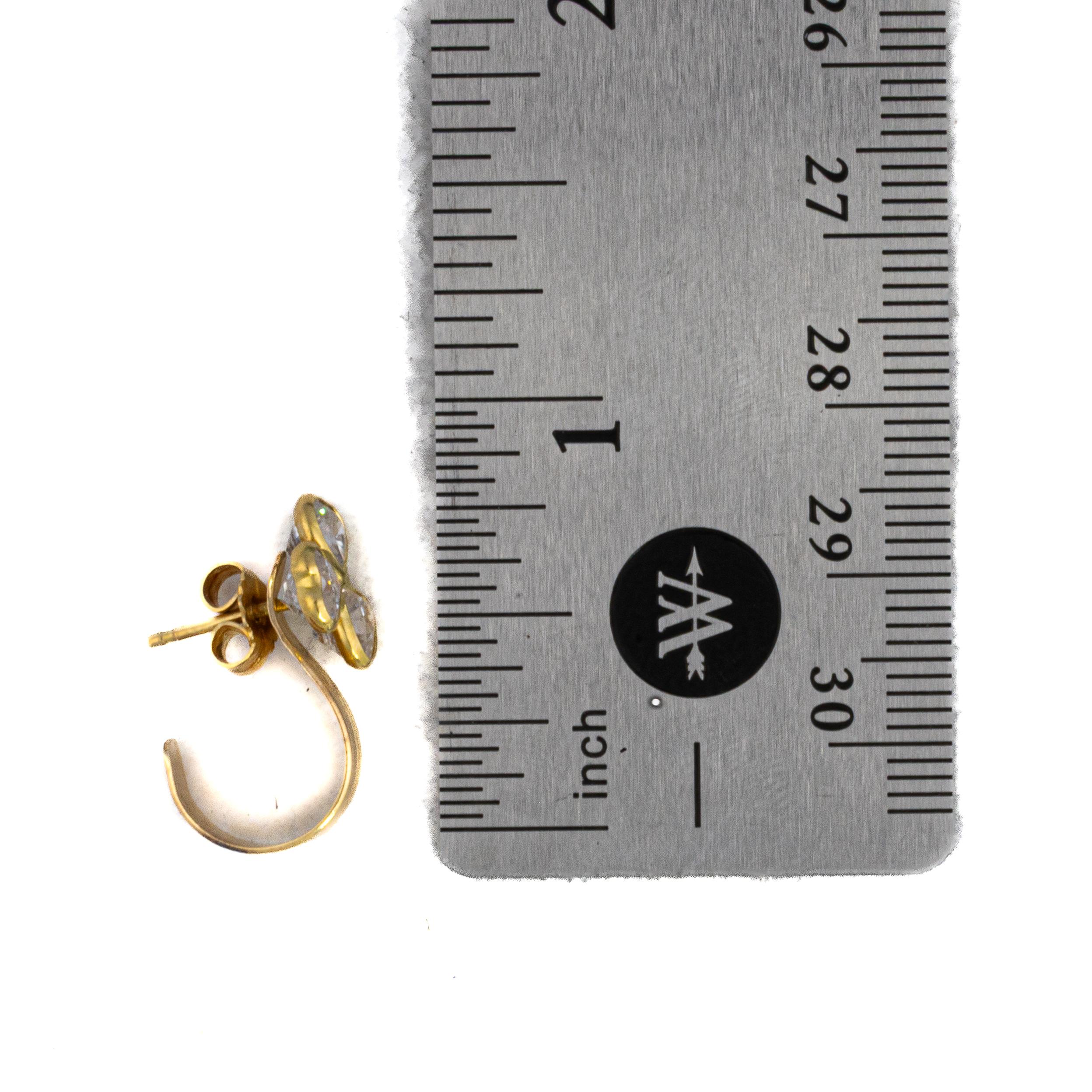 Retro Gold Flower Clover Earrings For Sale