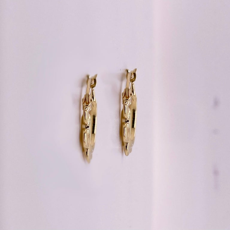 ZHUKOU gold color Enamel Flower drop Earrings Creative and cute summer  Dripping oil small hoop earrings jewelry wholesale VE437