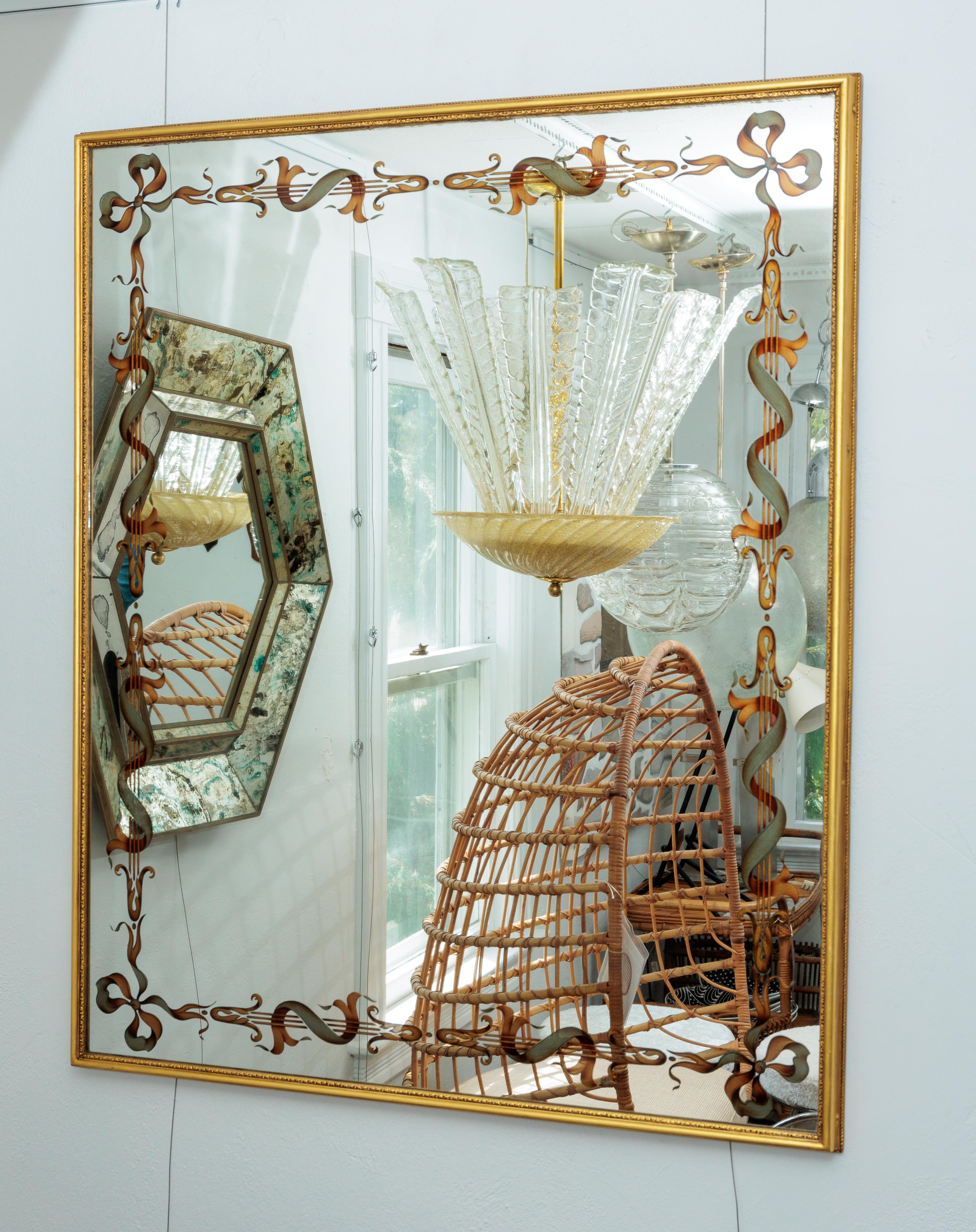 Miroir de France, unique en son genre.