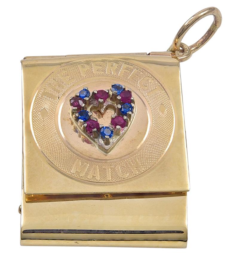 Gold Gemset Perfect Match Charm In Excellent Condition For Sale In New York, NY