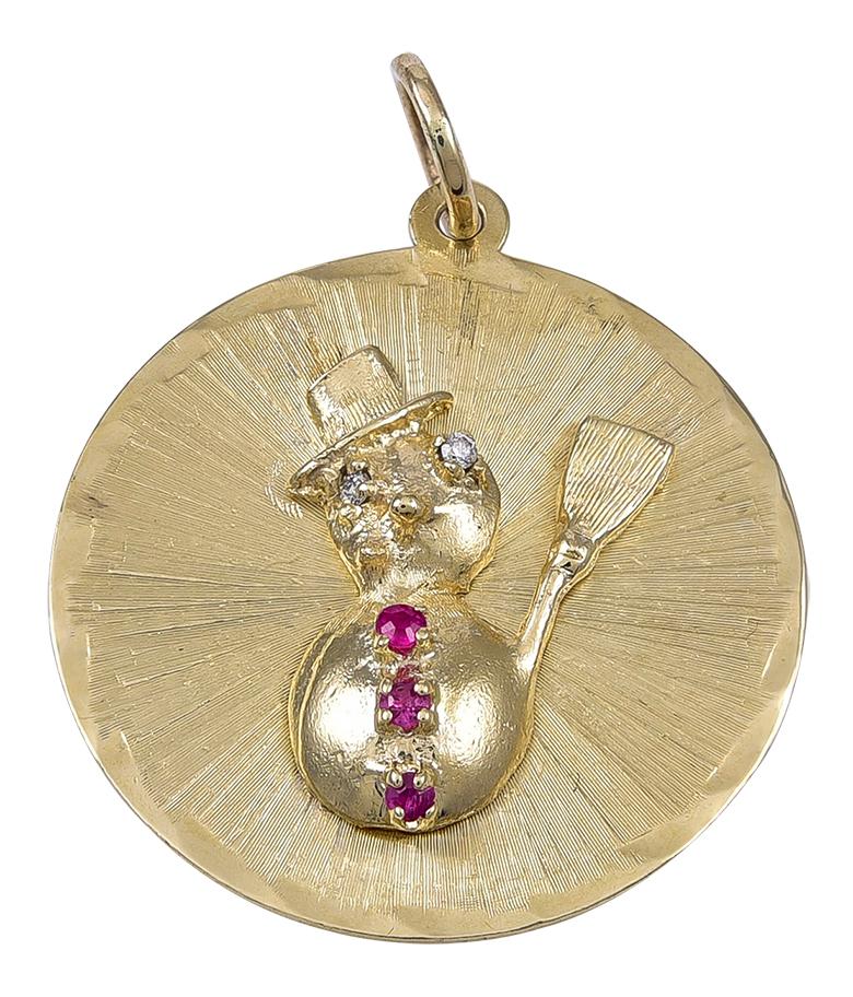 Gold Gemset Snowman Charm In Excellent Condition For Sale In New York, NY