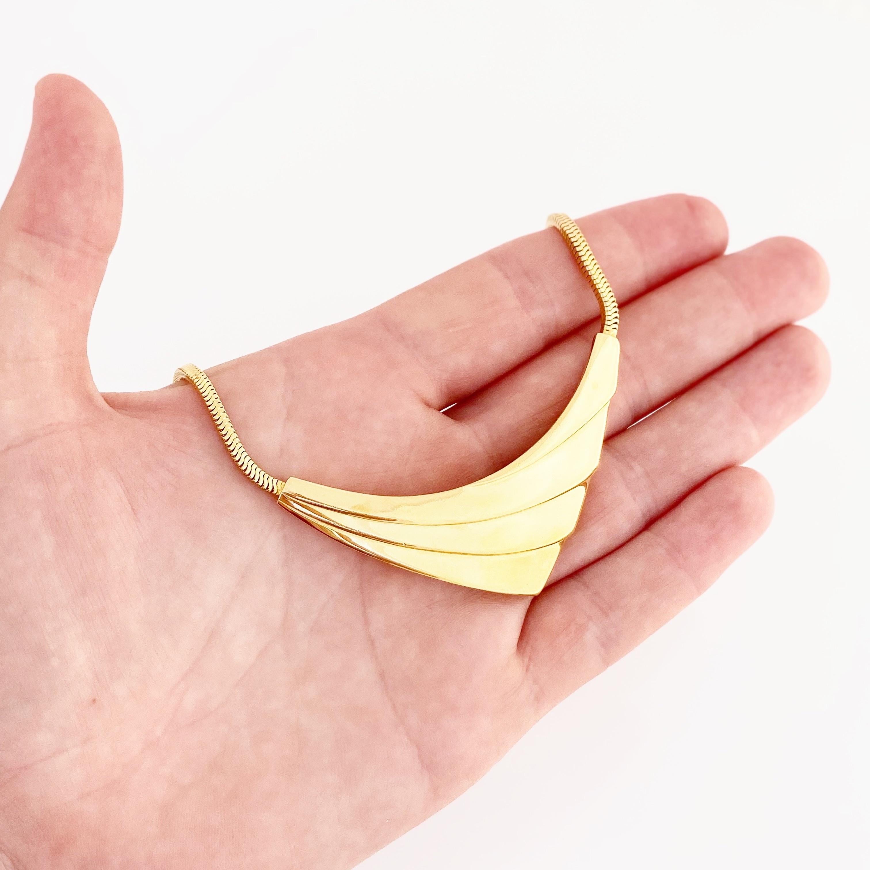Women's Gold Geometric Modernist Snake Chain Choker Necklace By Crown Trifari, 1960s