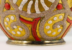 Vase géométrique doré de Camille Faur
