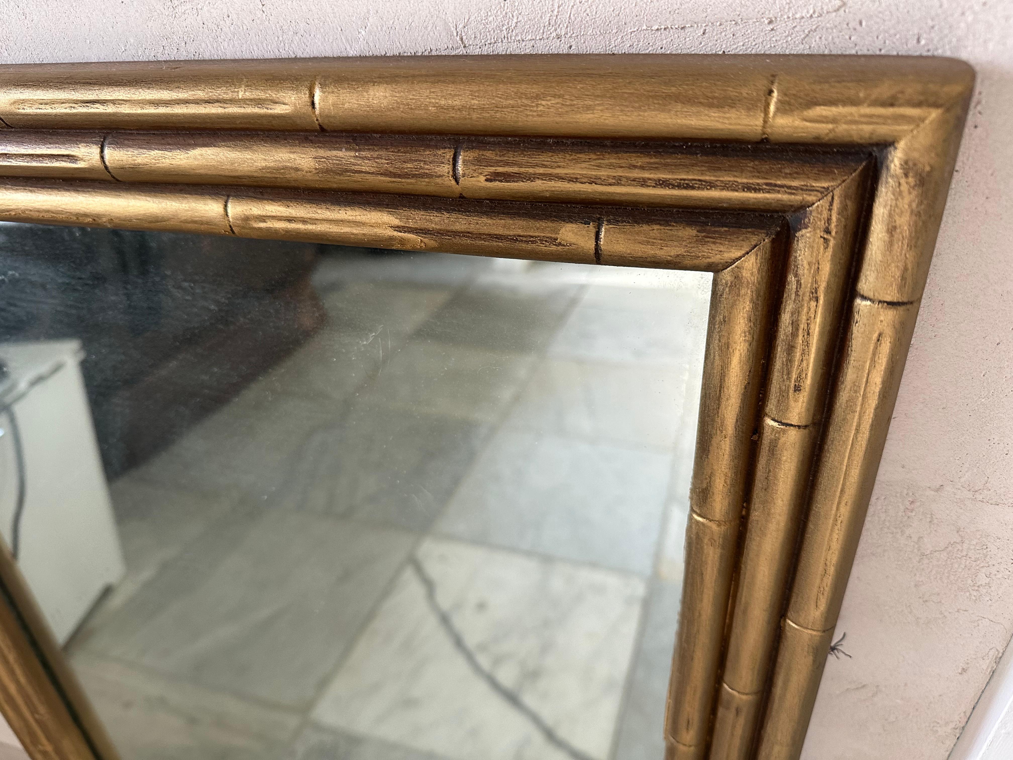 Gold vergoldet Faux Bambus Spiegel (amerikanisch) im Angebot