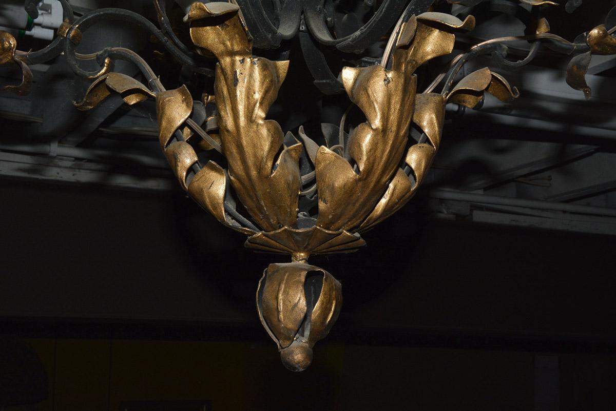 Gold Gilt and Iron Chandelier In Good Condition In Sheffield, MA