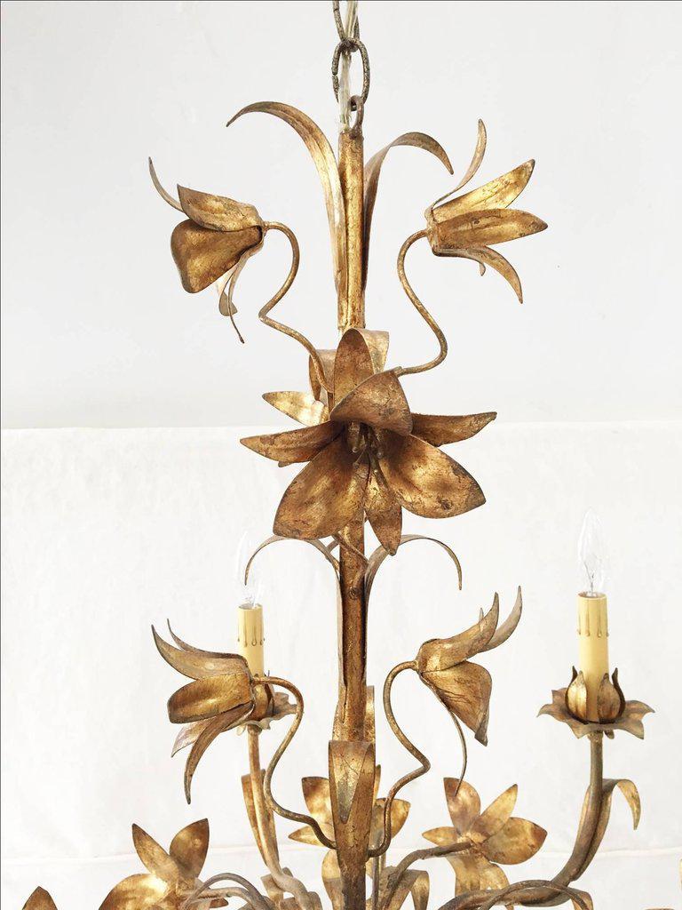 Beautiful Italian tole lily six-light chandelier in gold gilt. Unusual shape that adds a modern touch to a Classic fixture. No markings. Very good vintage condition with only minor imperfections consistent with age.