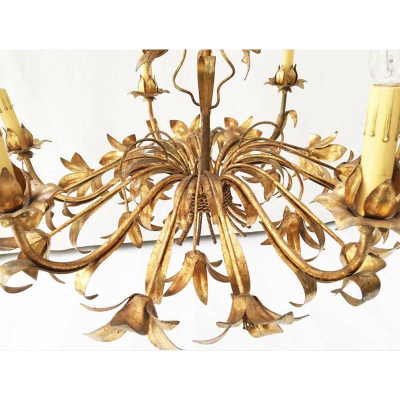 Gold Gilt Italian Tole Lily Six-Light Chandelier In Good Condition In Jacksonville, FL