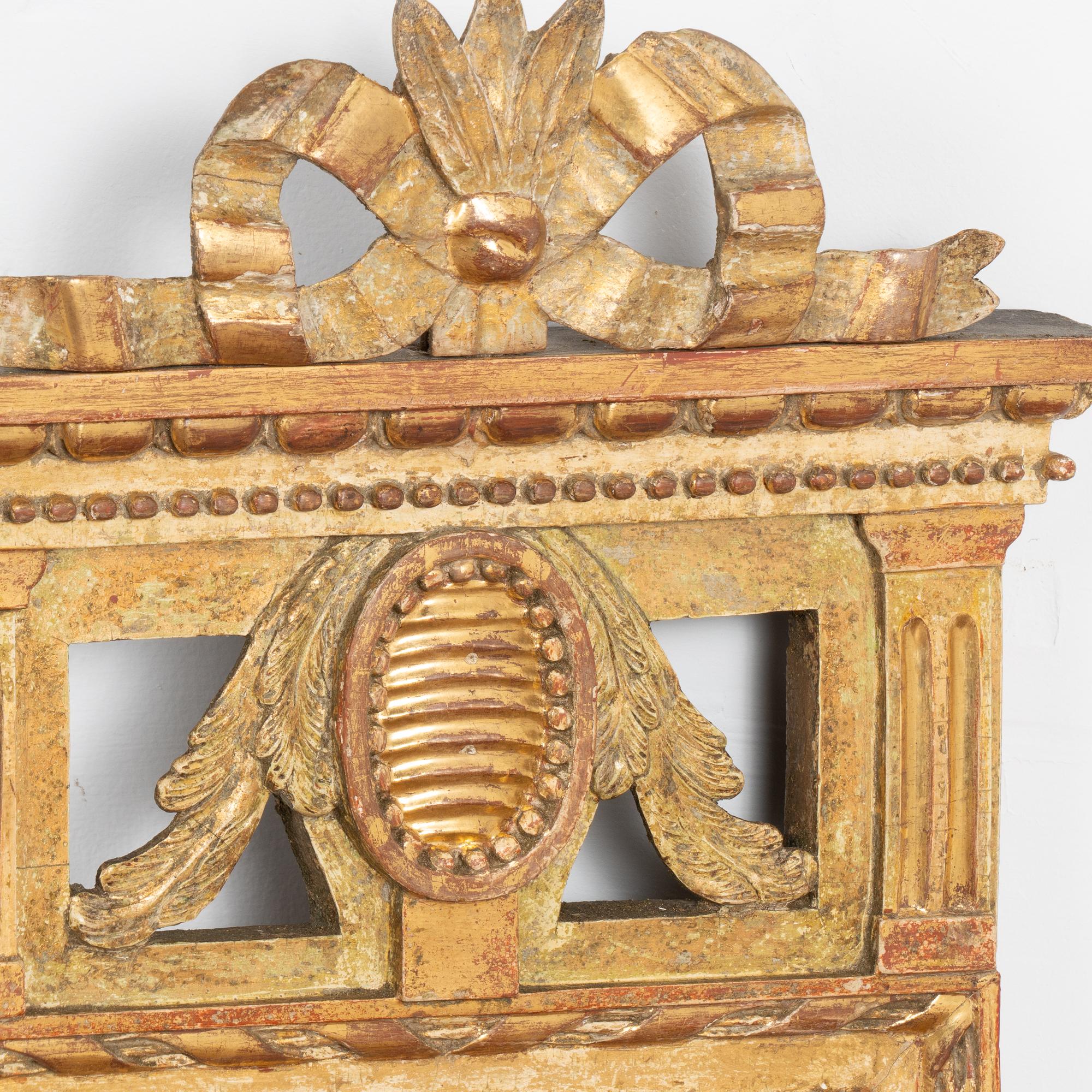 Miroir Trumeau suédois étroit, doré, vers 1790-1820 Bon état - En vente à Round Top, TX