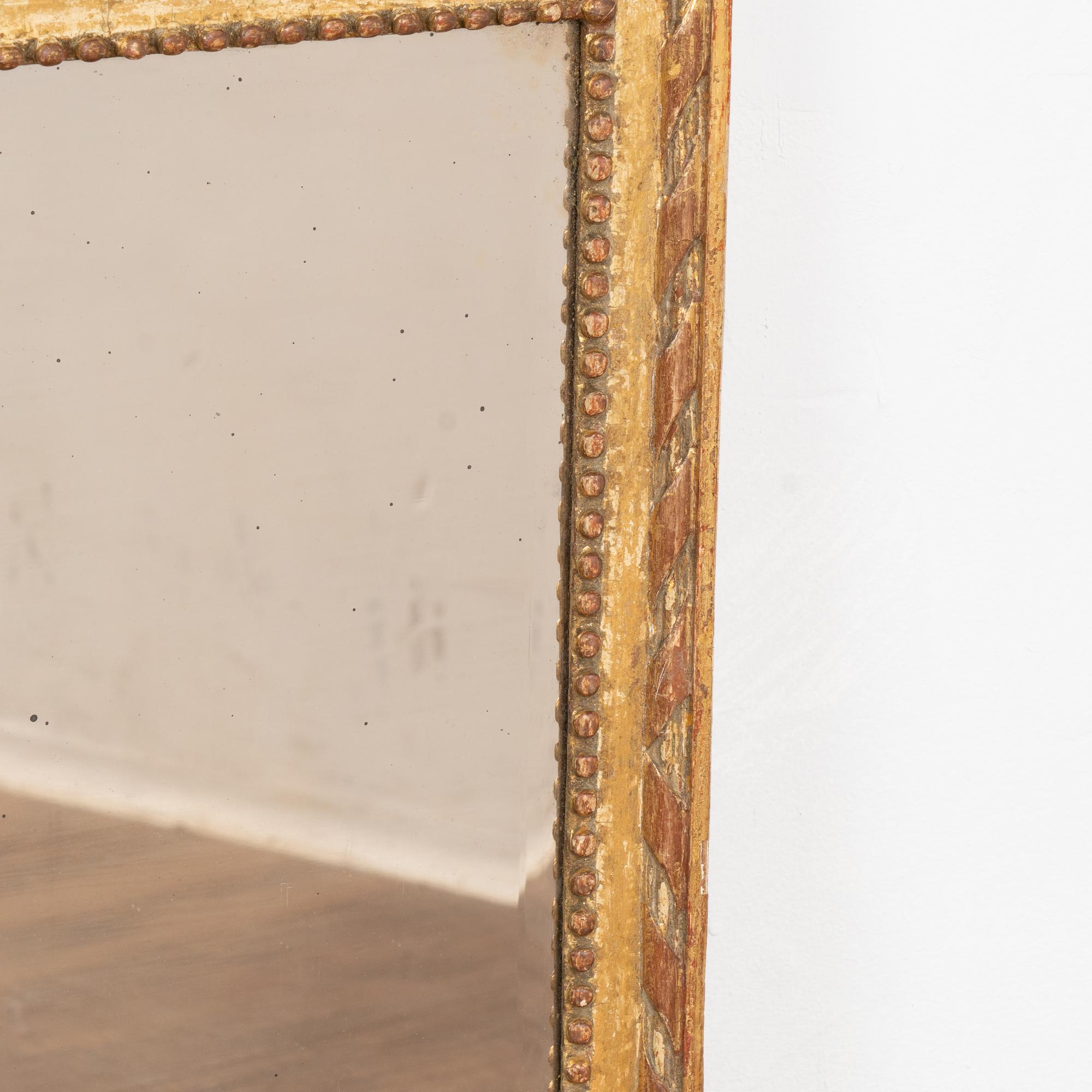 Miroir Trumeau suédois étroit, doré, vers 1790-1820 en vente 1