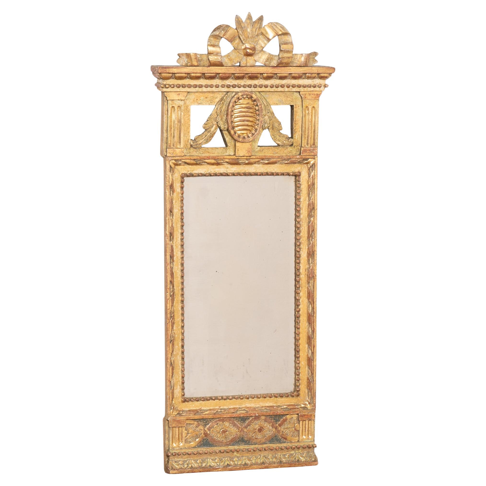 Specchio svedese Trumeau stretto dorato, 1790-1820 circa