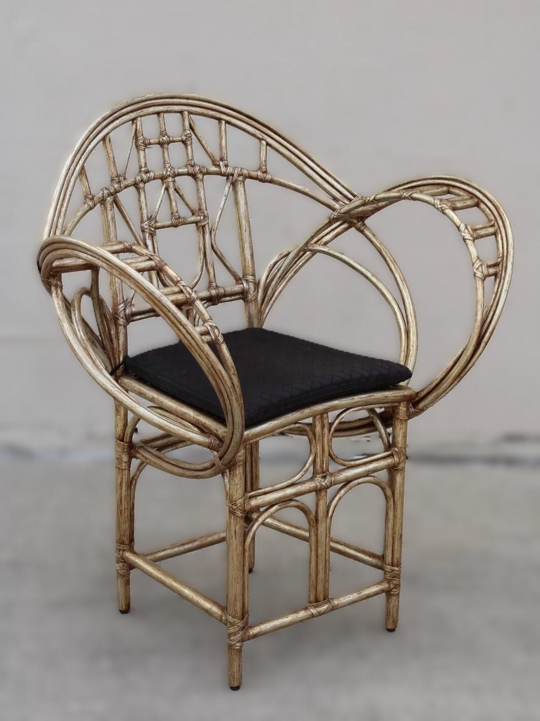 Edward Tuttle pour McGuire Chaise papillon en rotin de bambou en vente 4