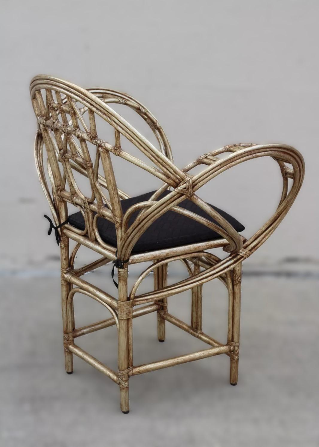 Cuir Edward Tuttle pour McGuire Chaise papillon en rotin de bambou en vente