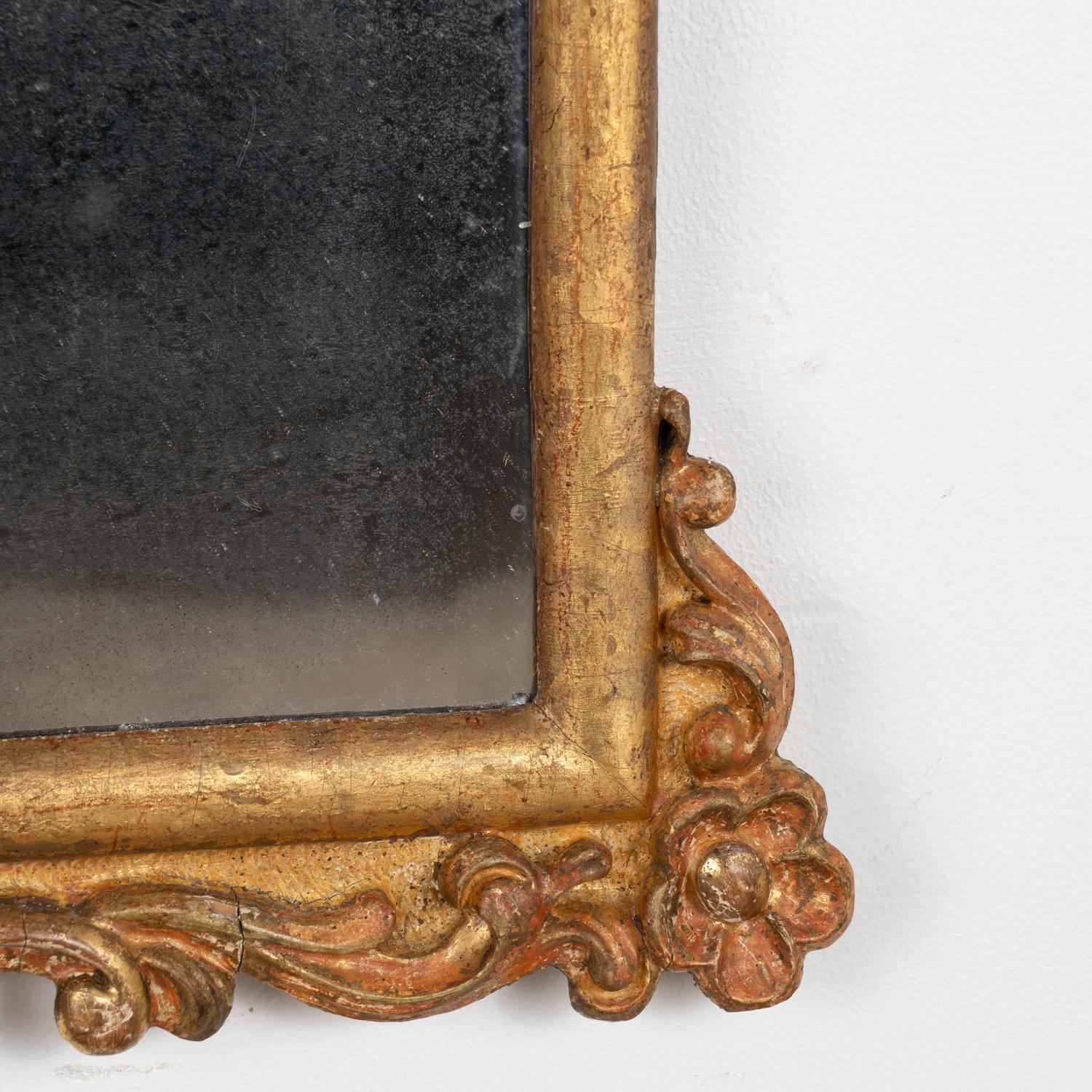 Gold Gilt Rococo Carved Mirror, Sweden circa 1790-1810 For Sale 3