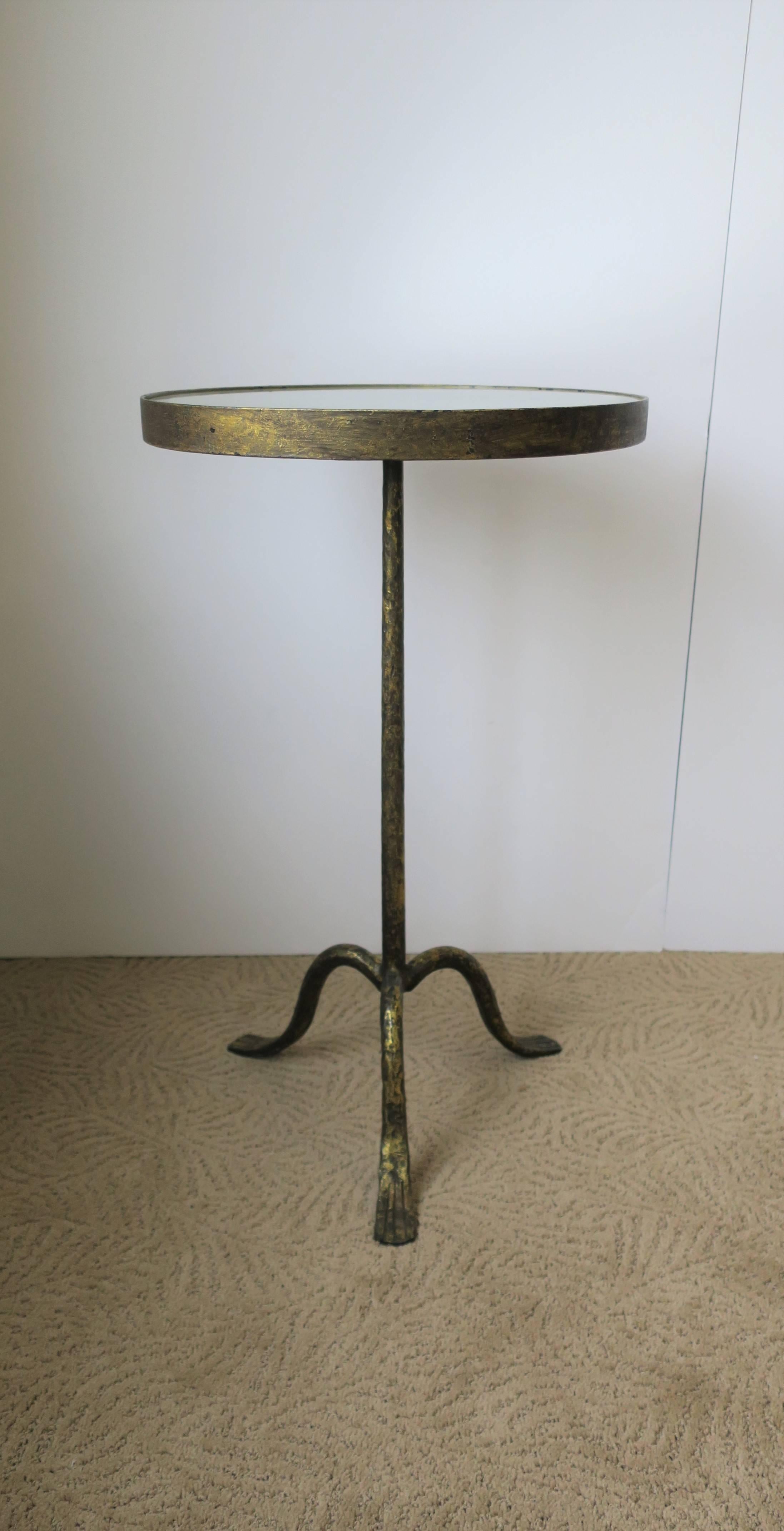 Gold Gilt Round Gueridon Side Table with Mirror Glass Top In Good Condition In New York, NY