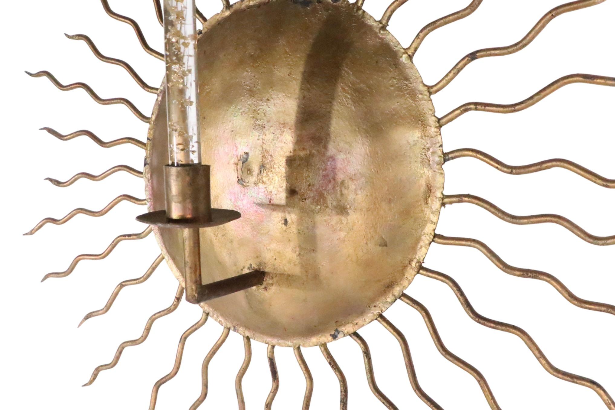 Gold Gilt Sun Burst Sconce Made in Italy c. 1970's For Sale 3