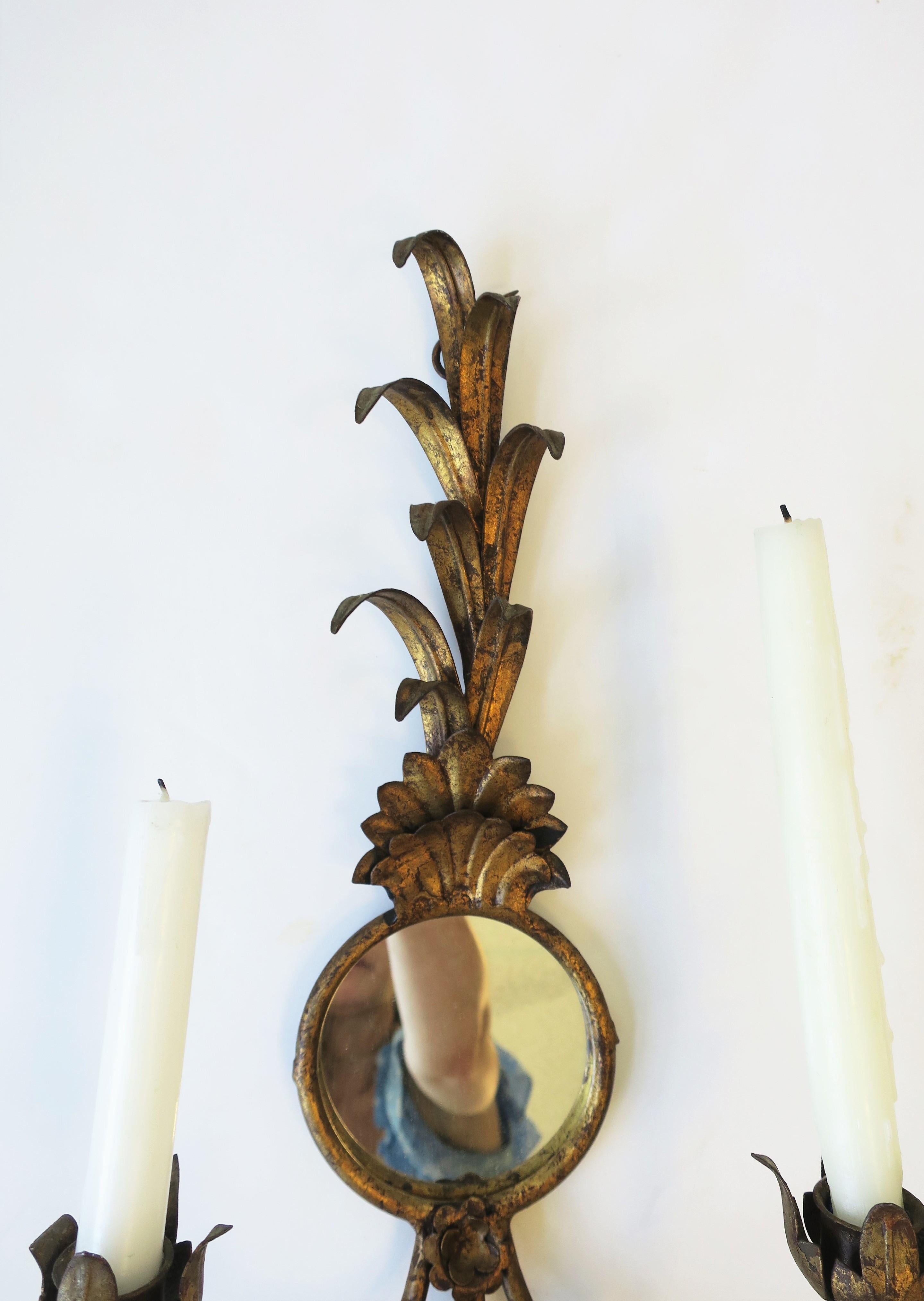 Gold Gilt Tole Metal Sheaf of Wheat Candle Wall Sconce with Mirror In Good Condition In New York, NY