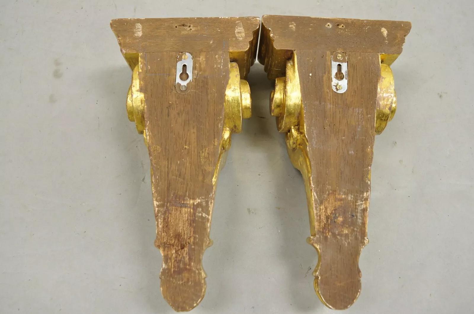 Gold Giltwood French Louis XV Style Wood Acanthus Corbel Small Wall Shelf - Pair For Sale 4