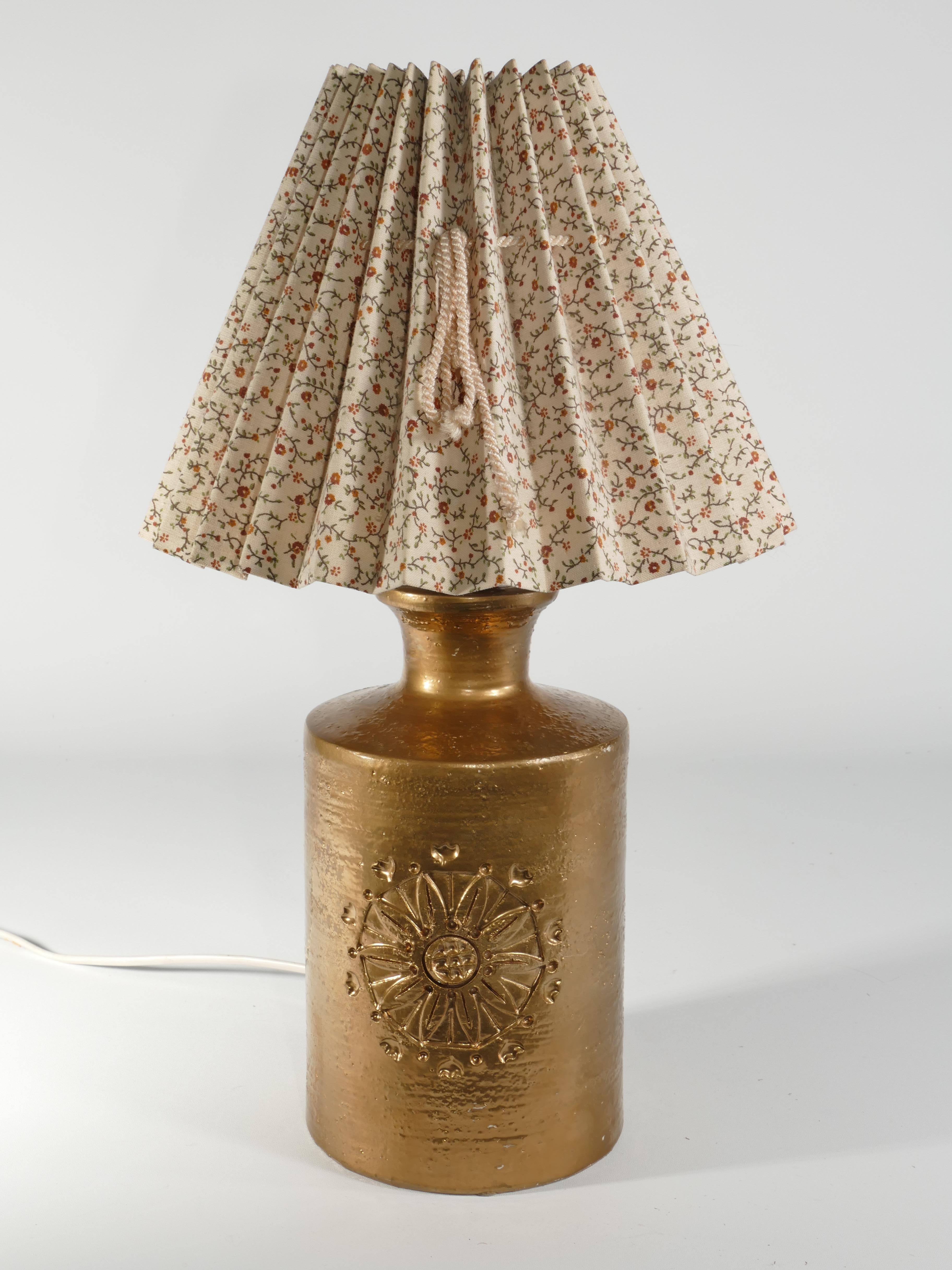 Mid-Century Modern Gold Glazed Ceramic Table Lamp by Bitossi for Bergboms, 1970's For Sale