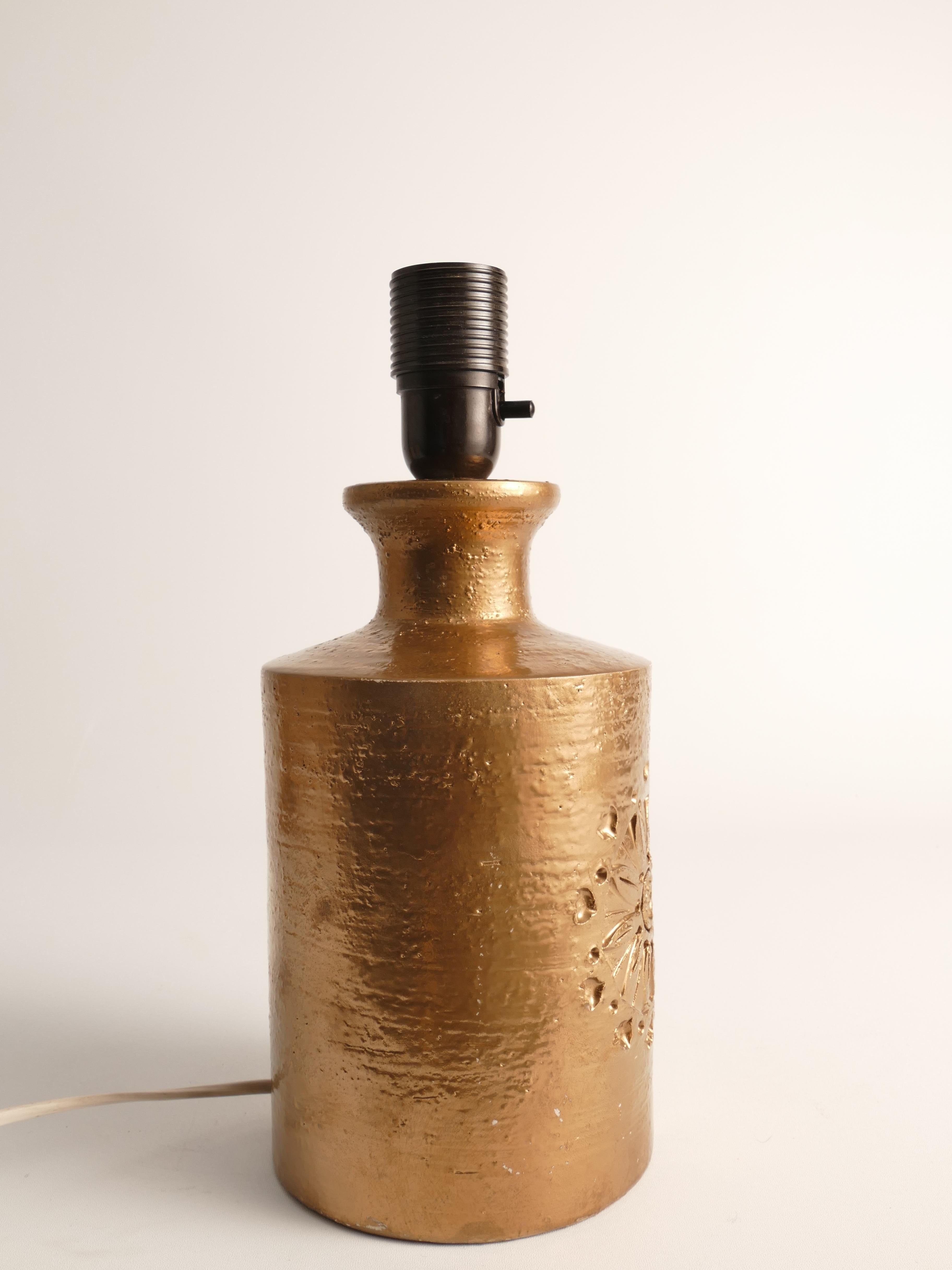 Or Lampe de table en céramique émaillée or de Bitossi pour Bergboms, années 1970 en vente