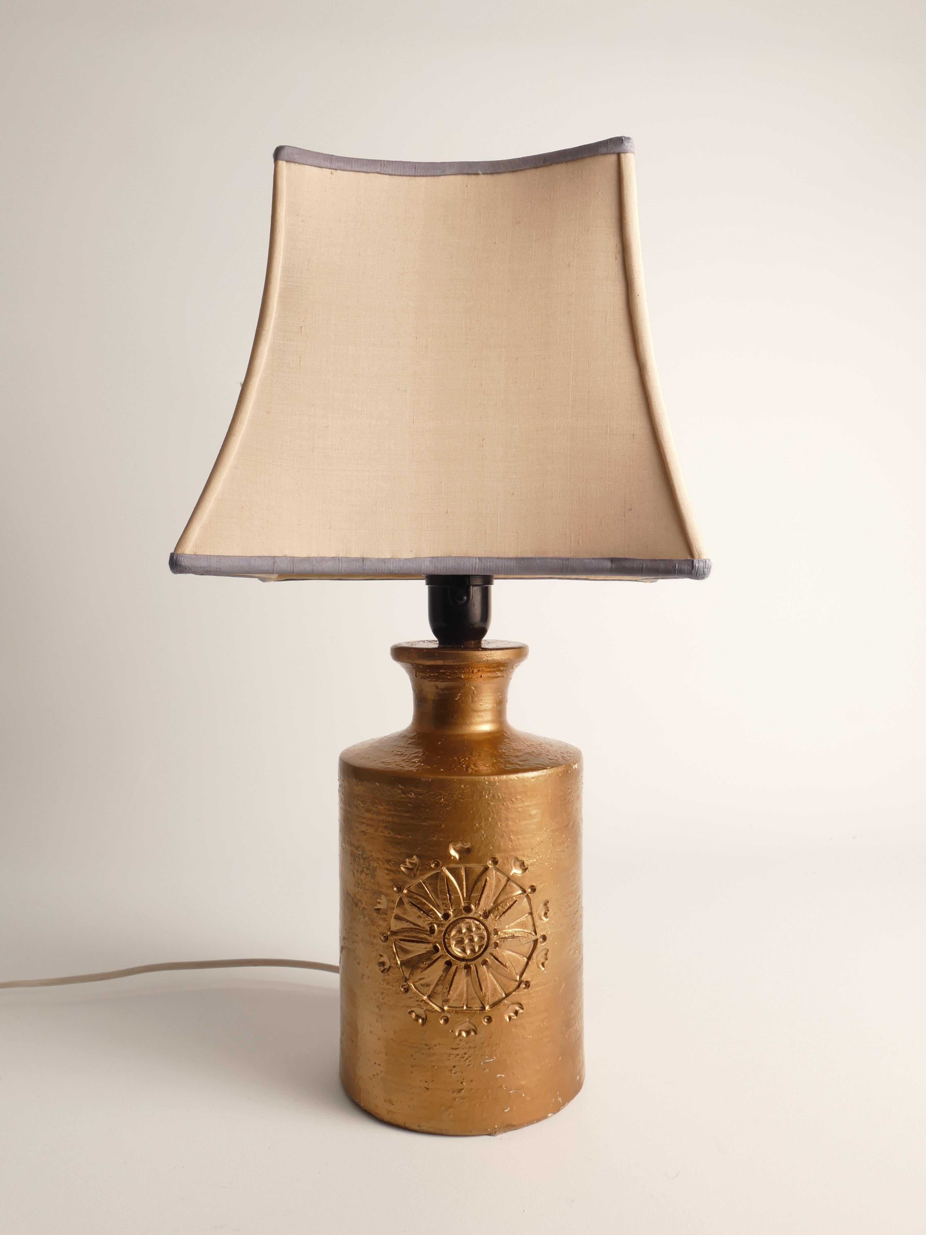 Gold glasierte Keramik-Tischlampen von Bitossi für Bergboms, 2er-Set, 1970er-Jahre (Ende des 20. Jahrhunderts) im Angebot