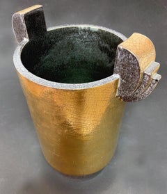 Vase ailé à glaçure dorée, chef-d'œuvre de l'Art déco par Marcel Guillard