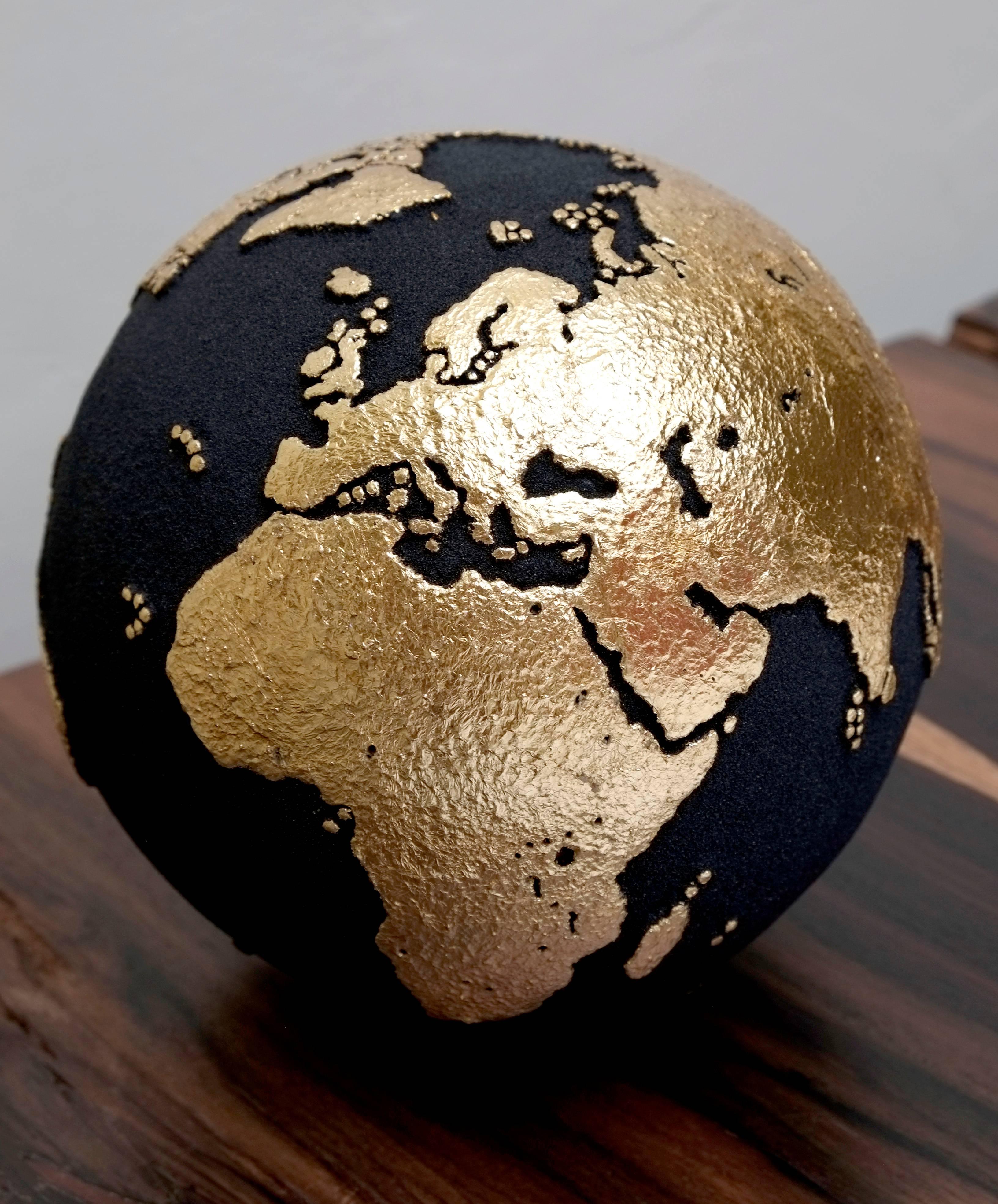 Organic Modern Gold Globe Made of Teak Root with Volcanic Sand and Gold Finishing, 20 cm