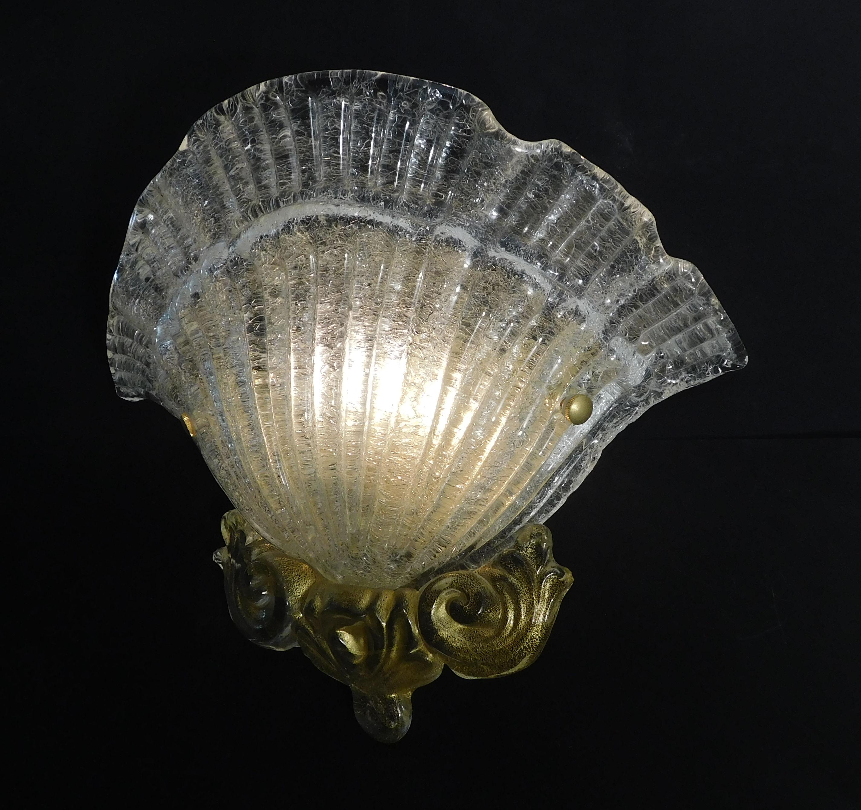 Vetro di Murano Applique a ventaglio Graniglia oro in vendita