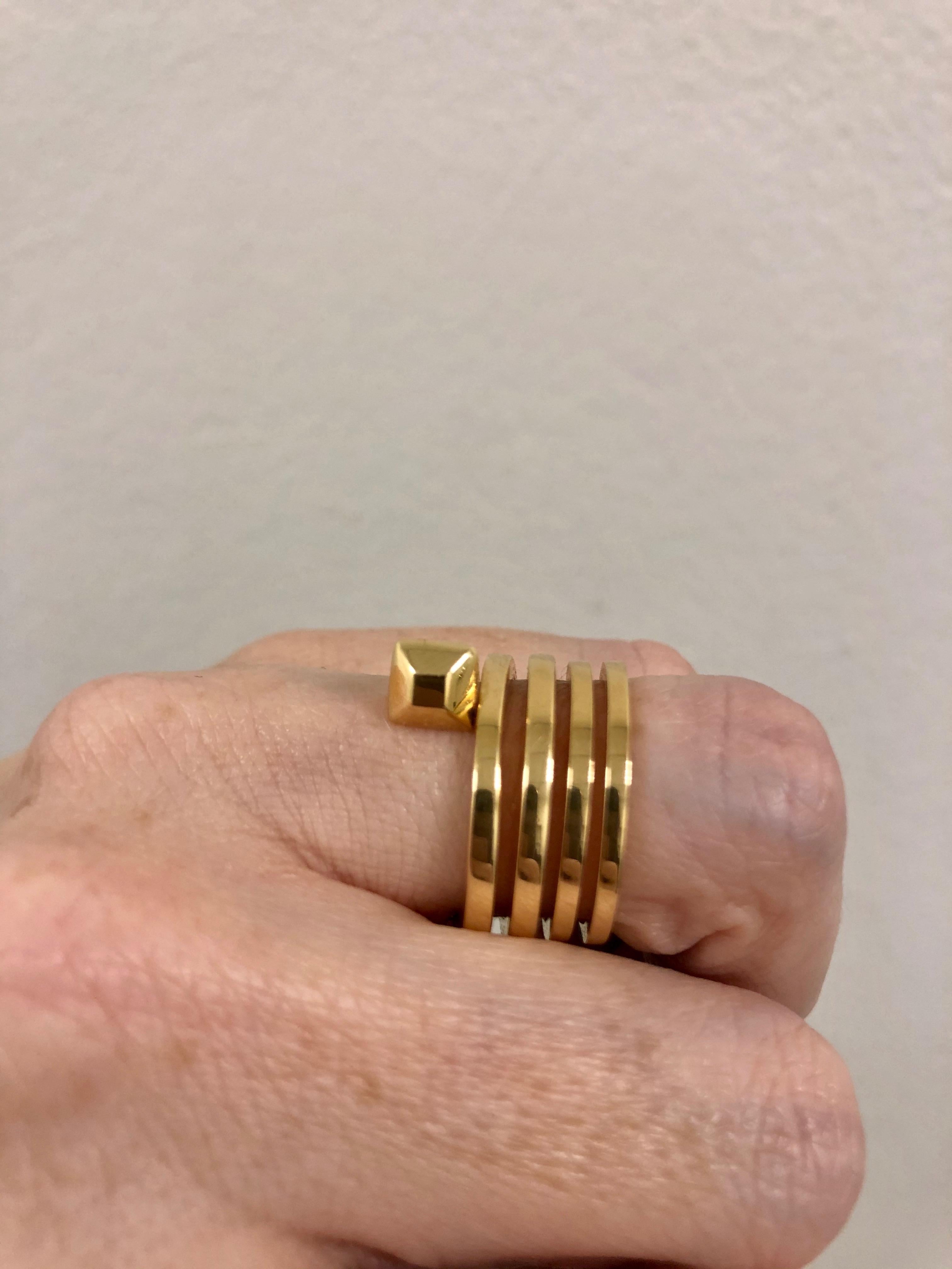 Gold Gucci Nail Ring In Excellent Condition In New York, NY