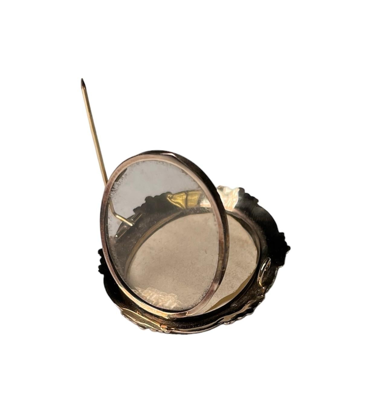 18 Kt Gold Hand Painted Miniature Lady Portrait Brooch For Sale 4