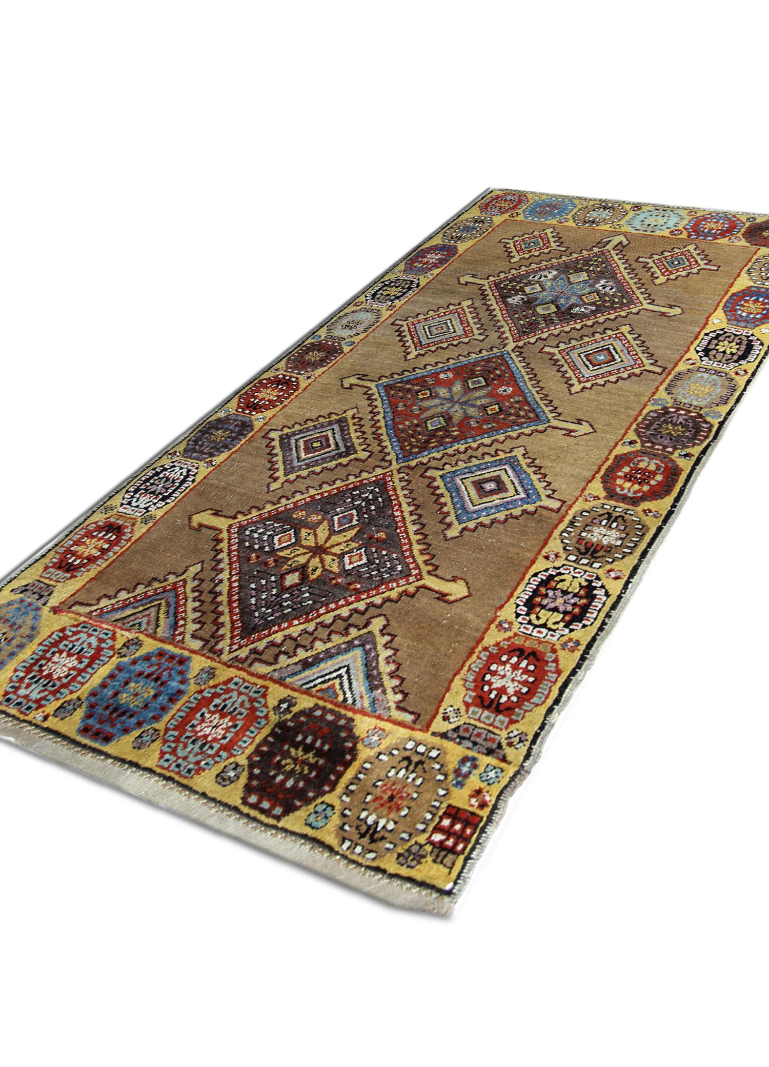 Vegetable Dyed Gold Handmade Carpet Oriental Geometric Rug Tribal Living Room Rug For Sale