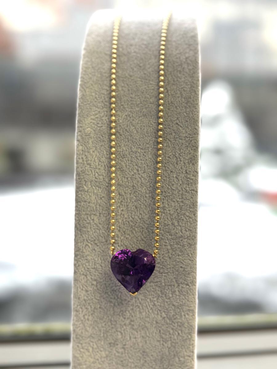 Taille cœur Collier d'améthyste en forme de cœur en or jaune 14 carats en vente