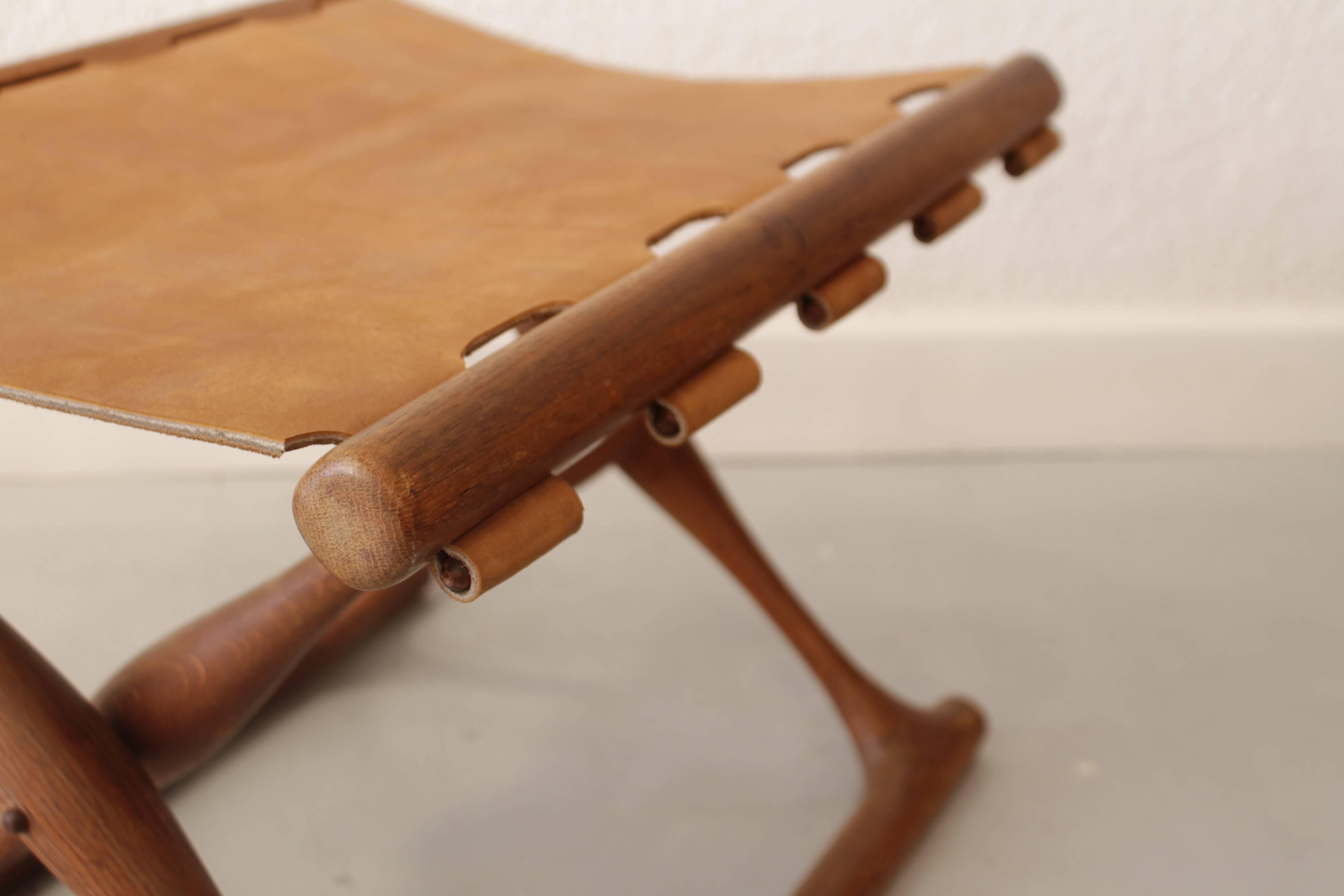 folding teak stool