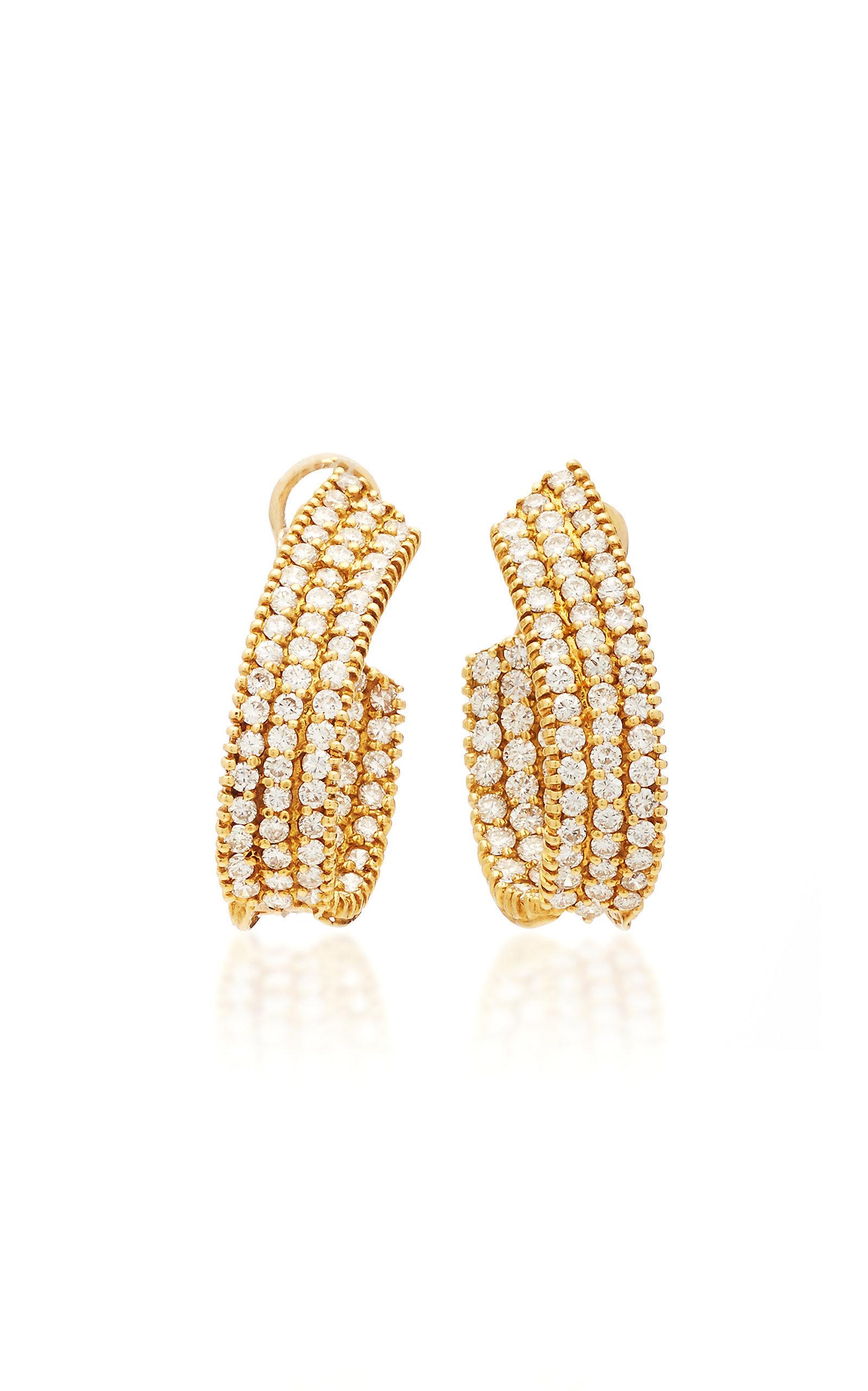 Gold Hoop Diamond Earrings In Good Condition For Sale In New York, NY