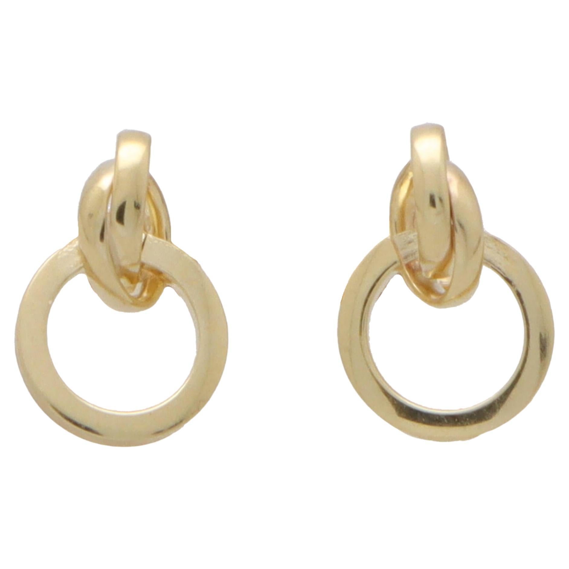 Flower Stud Earrings Set in 9k Yellow Gold For Sale at 1stDibs