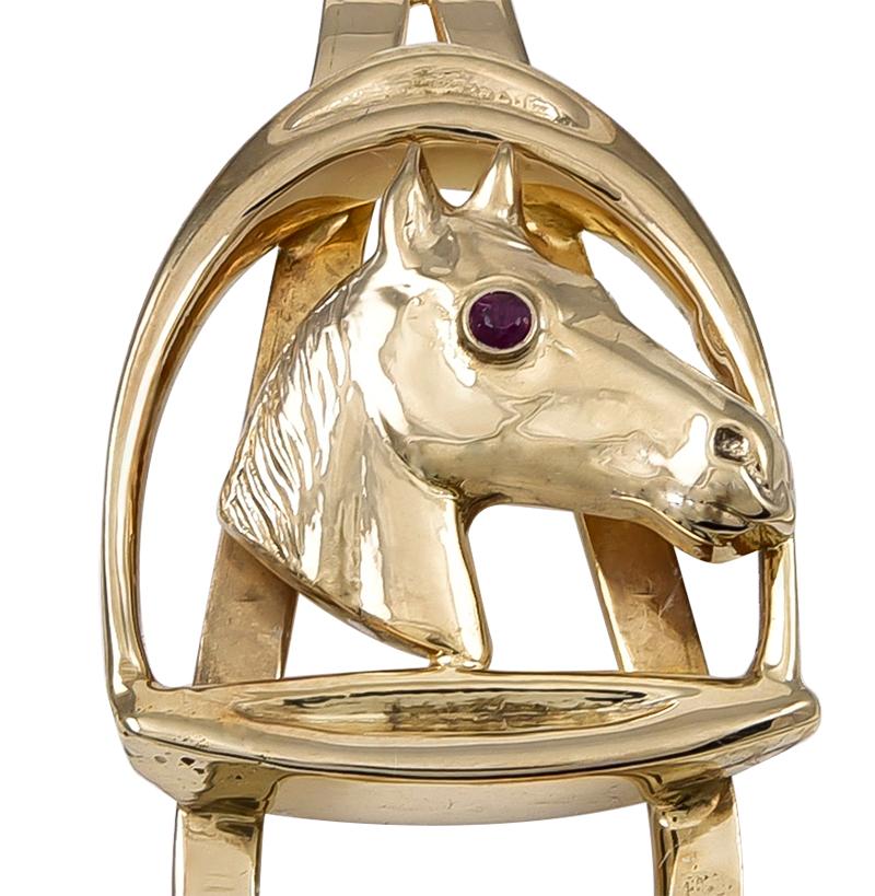 Clip en or à tête de cheval Excellent état - En vente à New York, NY