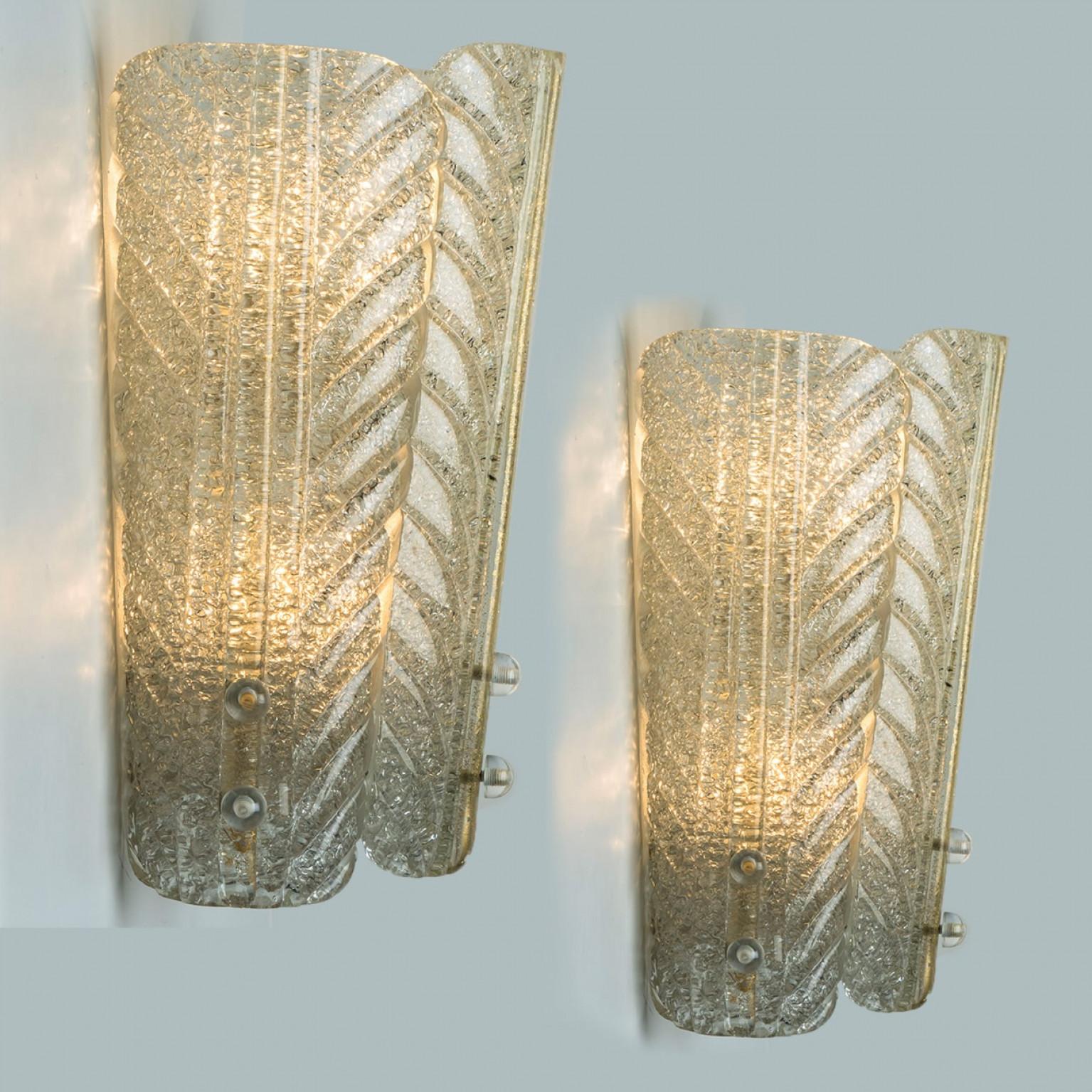 Appliques en verre et laiton à inclusions d'or dans le style de Barovier, 1960 en vente 8