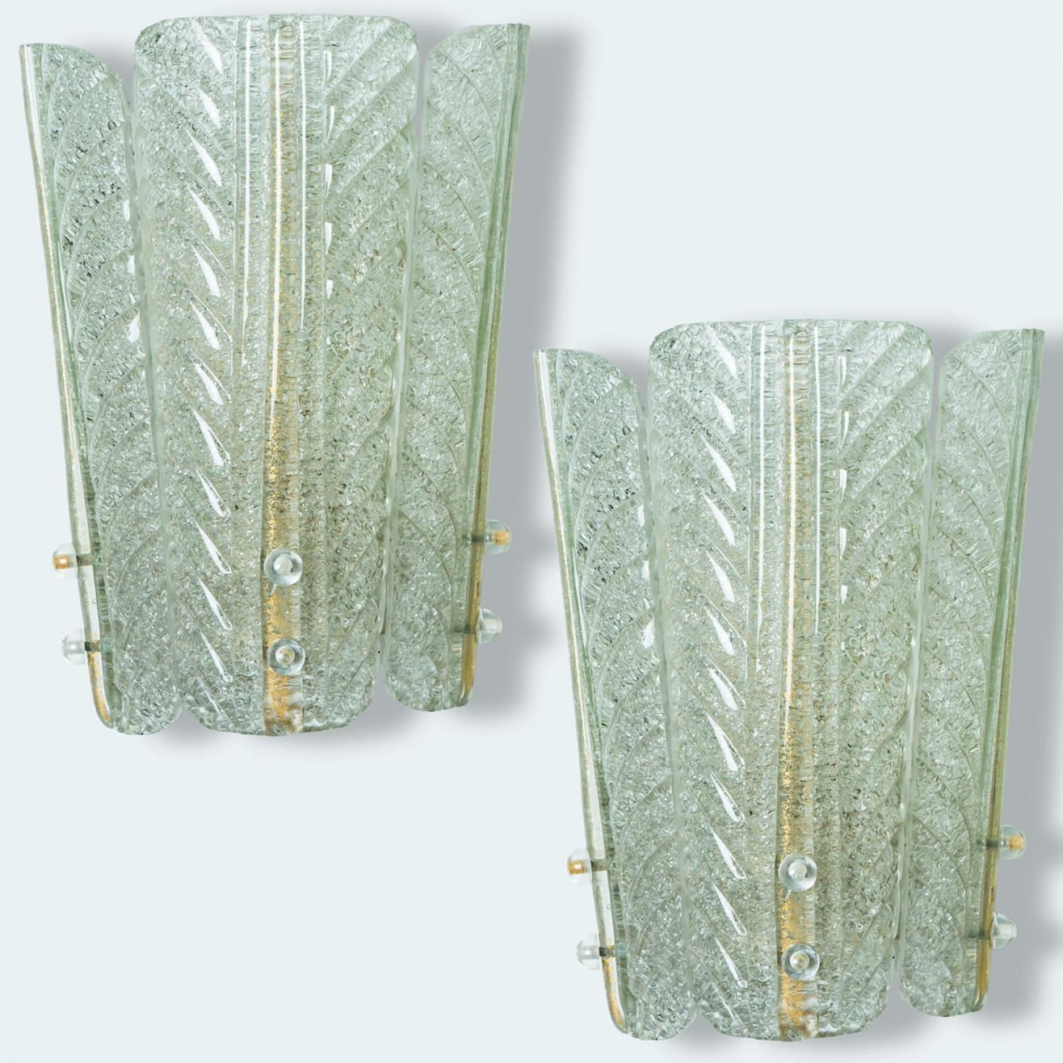 Appliques en verre et laiton à inclusions d'or dans le style de Barovier, 1960 Bon état - En vente à Rijssen, NL