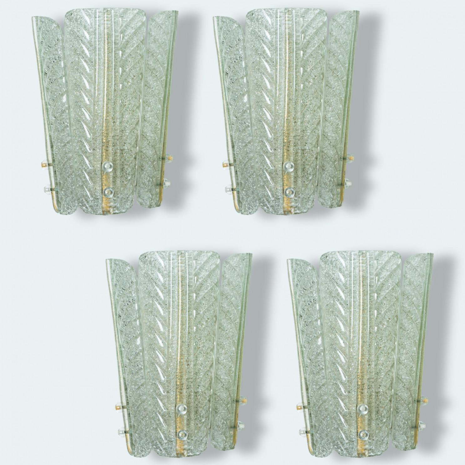 Ottone Applique in vetro e ottone con inclusioni d'oro nello stile di Barovier, 1960 in vendita
